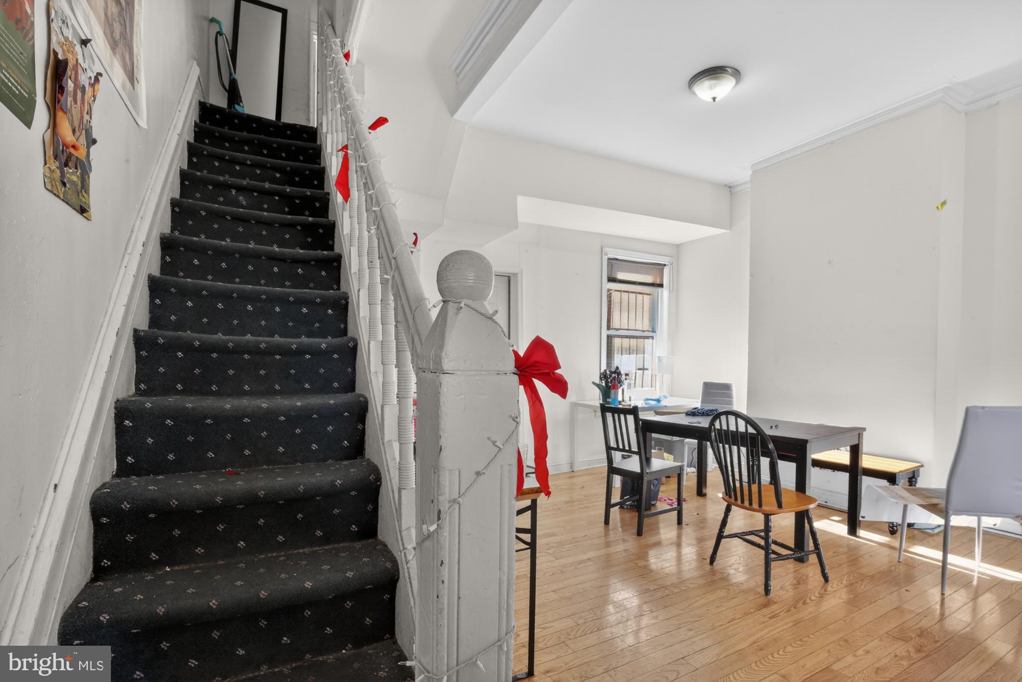 UNIVERSITY CITY - Residential Lease