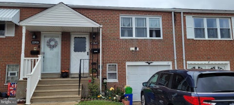 Townhouse For Sale - 11920 Alberta Drive<br/> PHILADELPHIA, PA 19154