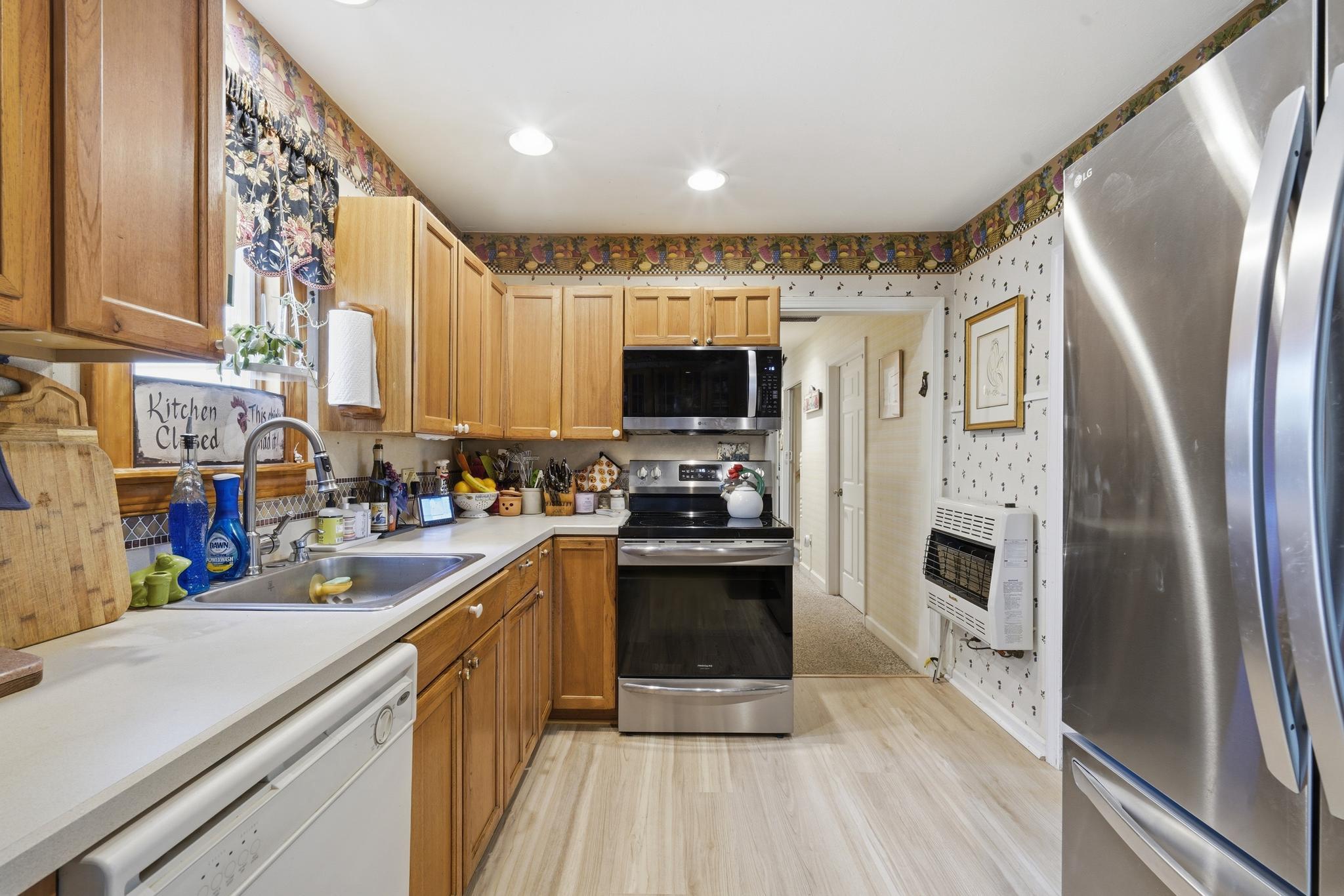 KENTMORE PARK - Residential