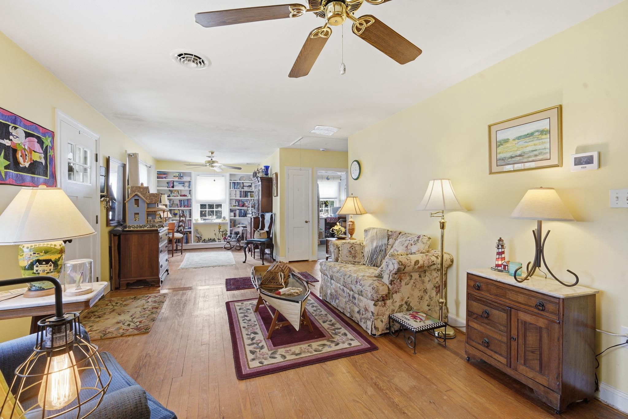 KENTMORE PARK - Residential