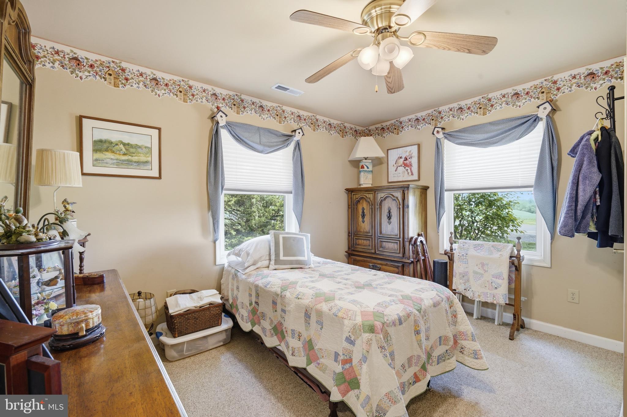 KENTMORE PARK - Residential