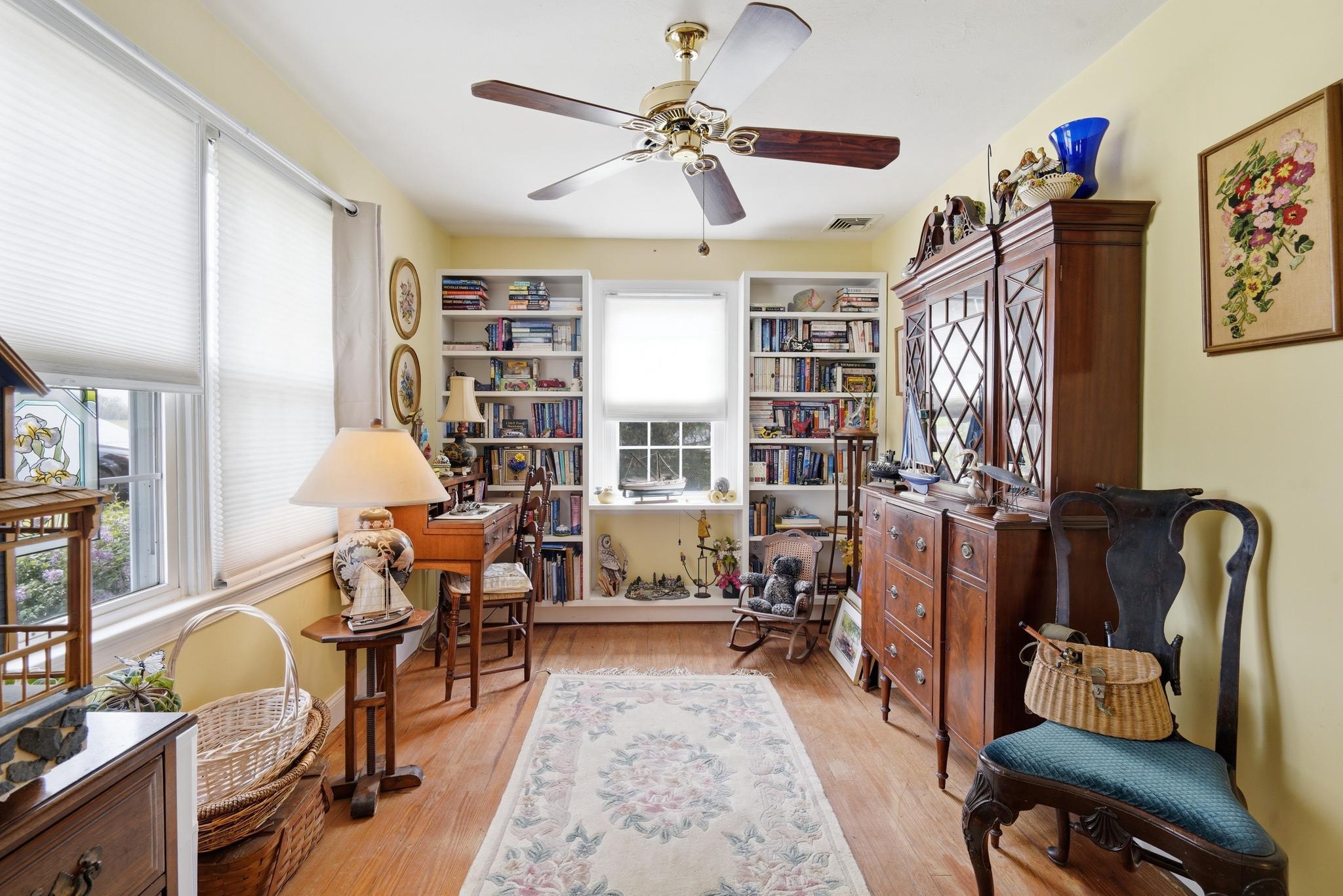 KENTMORE PARK - Residential