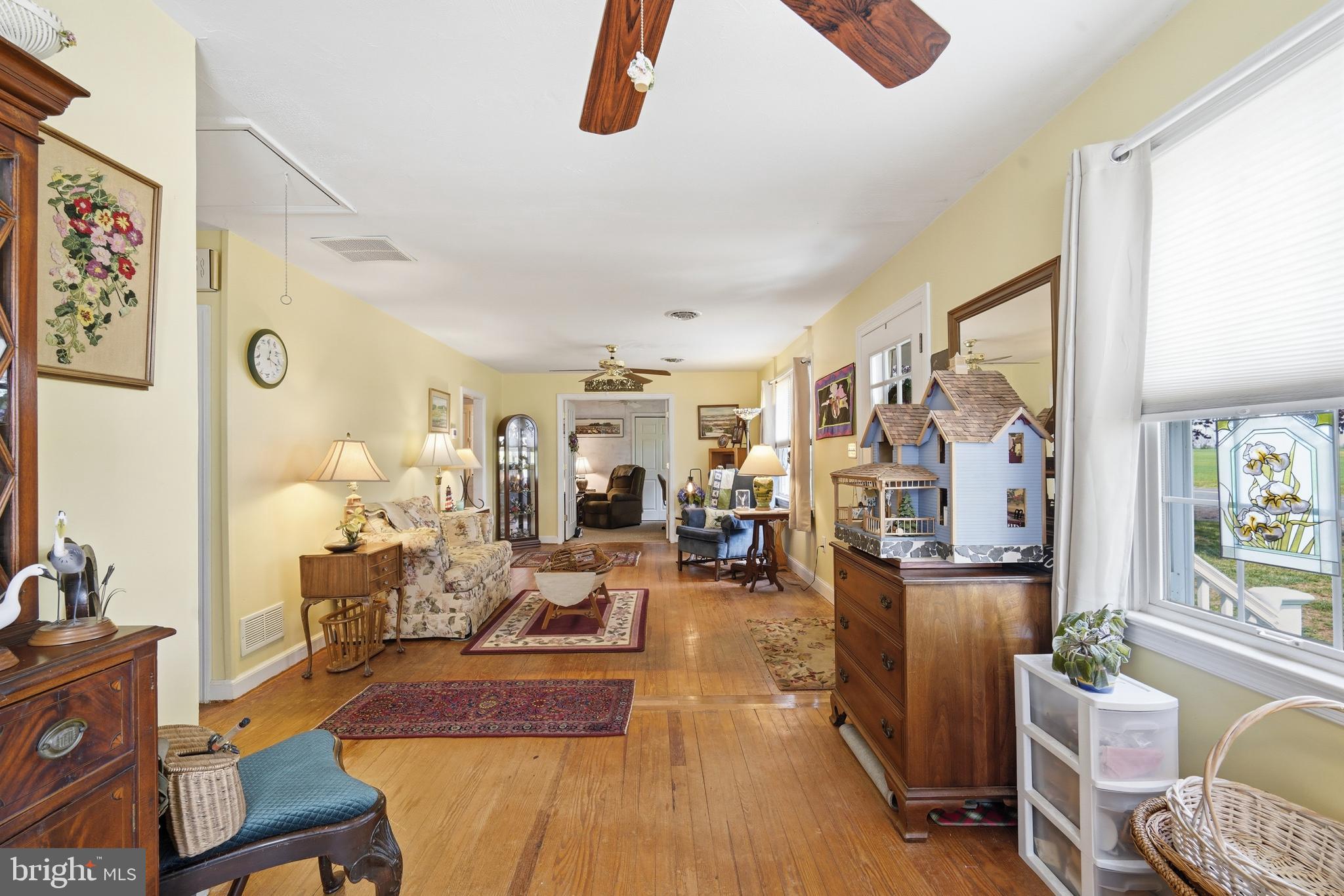 KENTMORE PARK - Residential