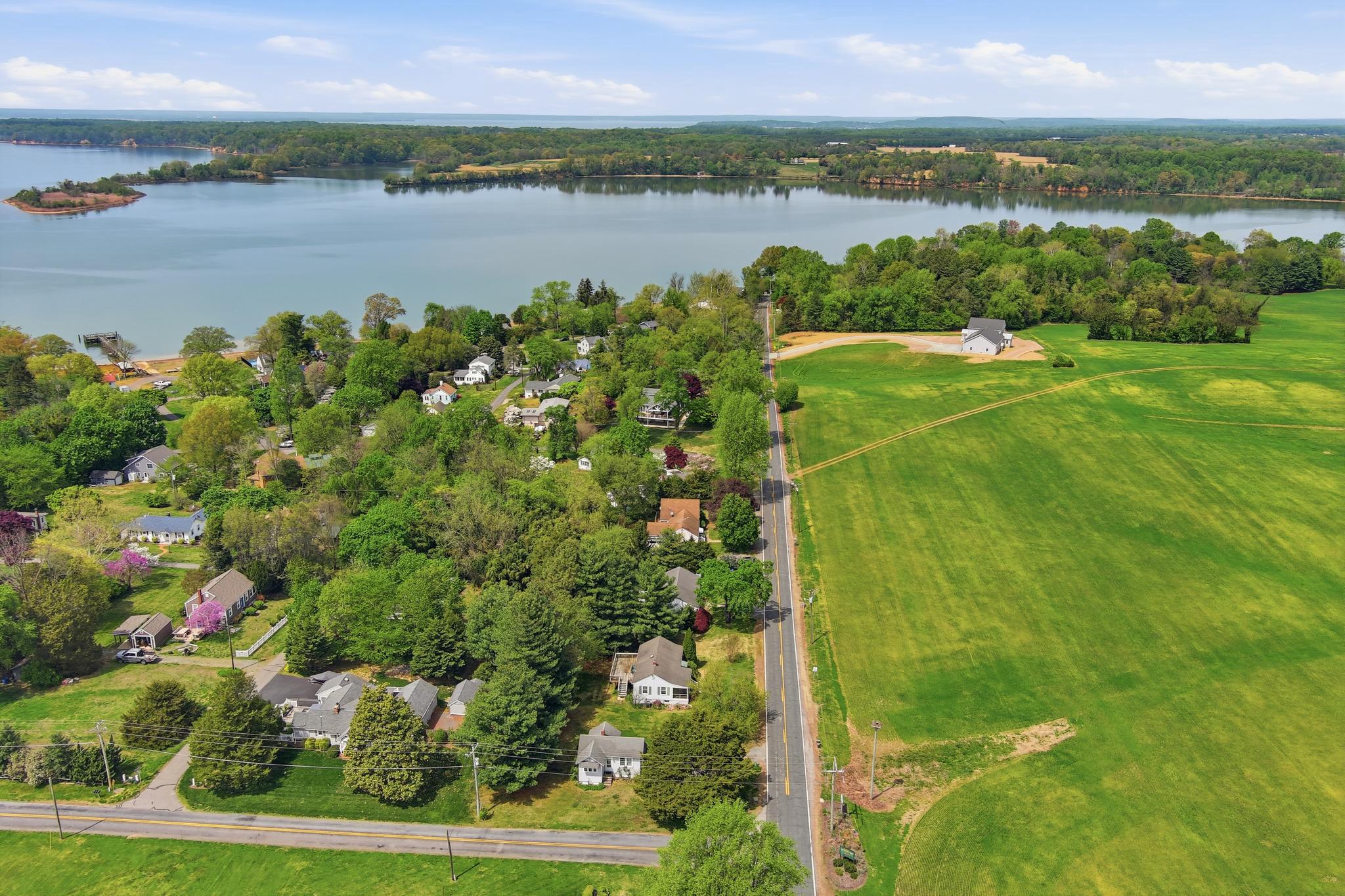 KENTMORE PARK - Residential