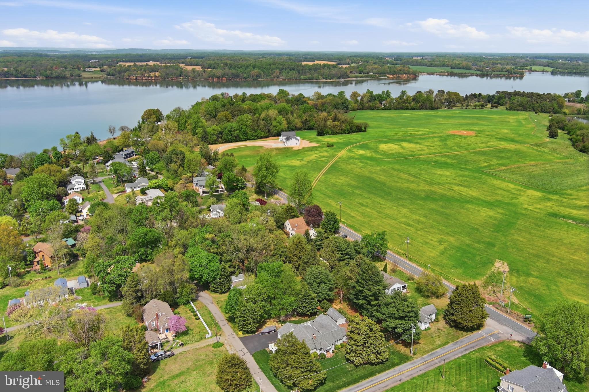 KENTMORE PARK - Residential