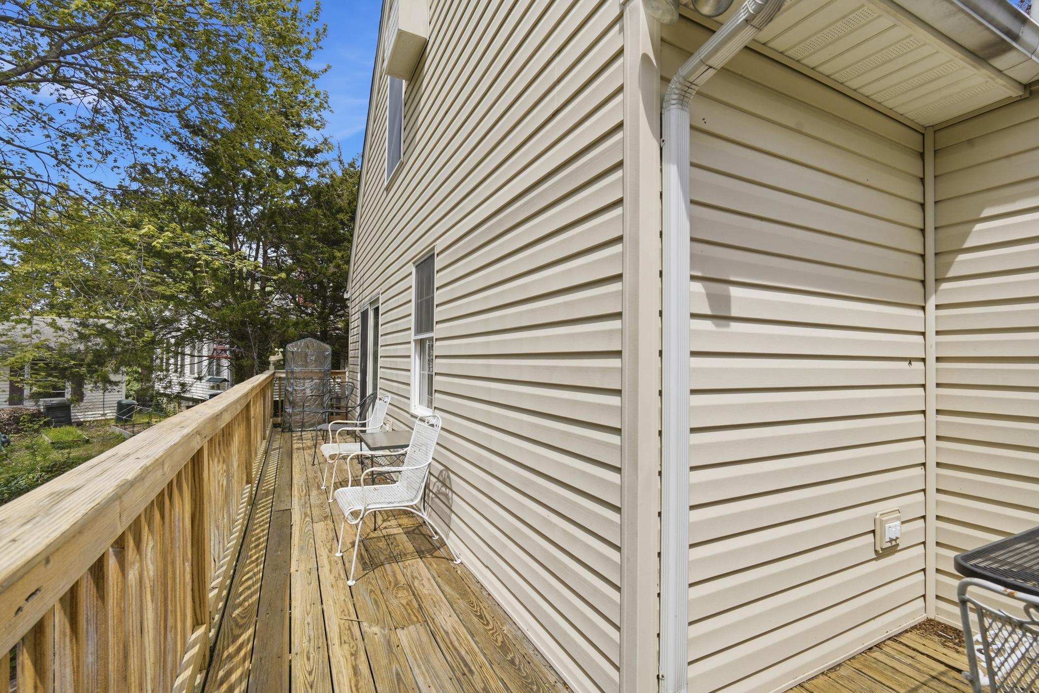 KENTMORE PARK - Residential