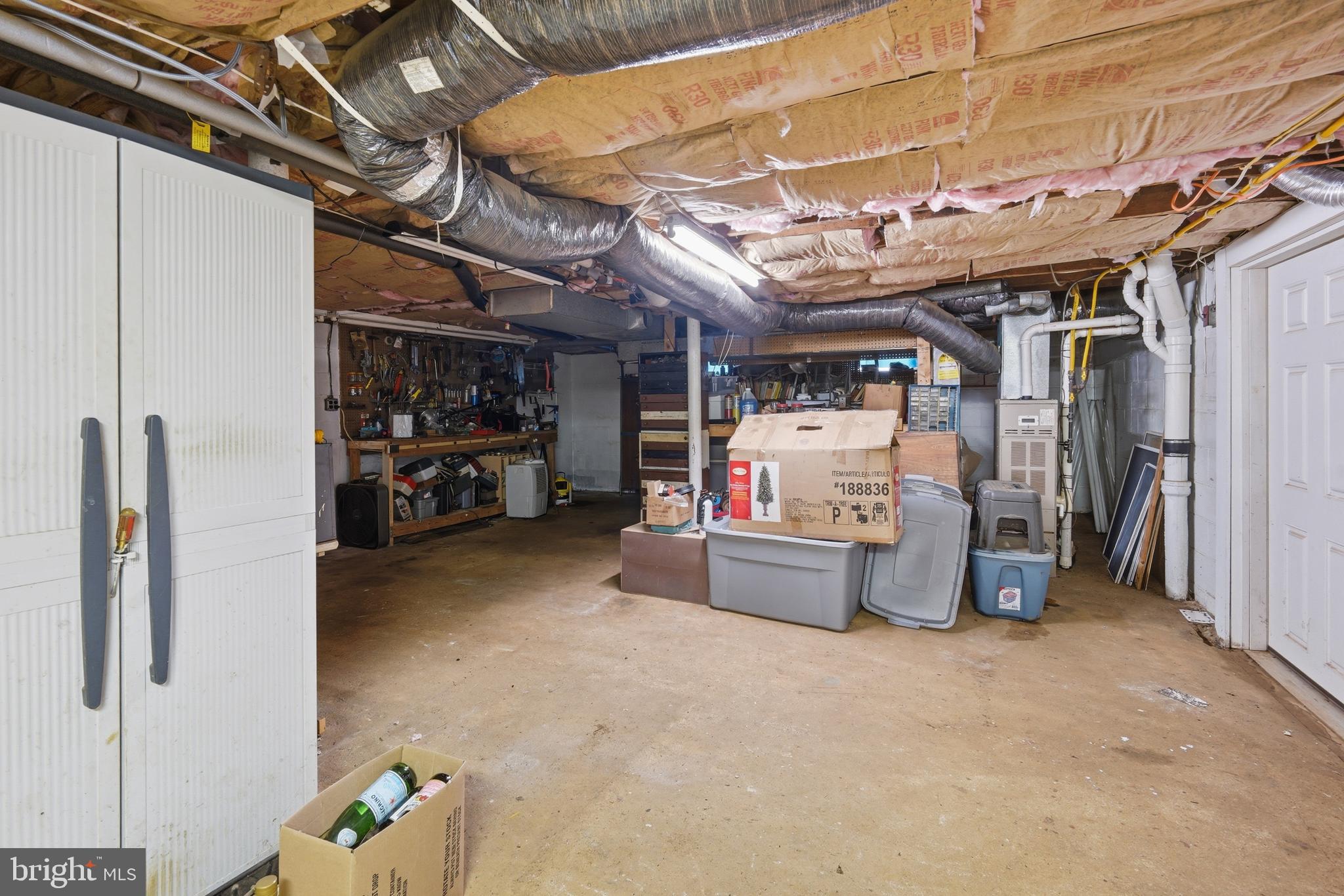 KENTMORE PARK - Residential