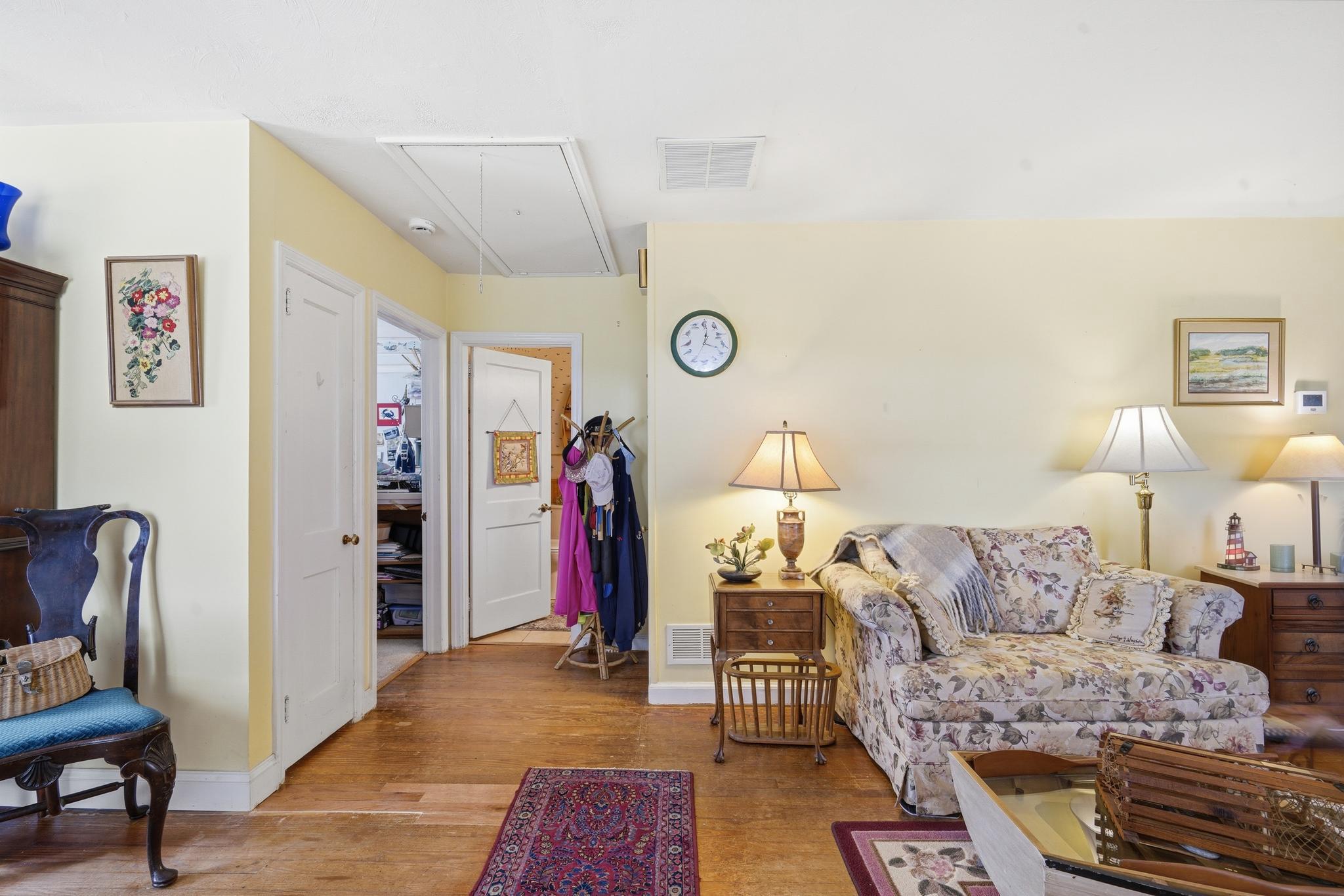 KENTMORE PARK - Residential