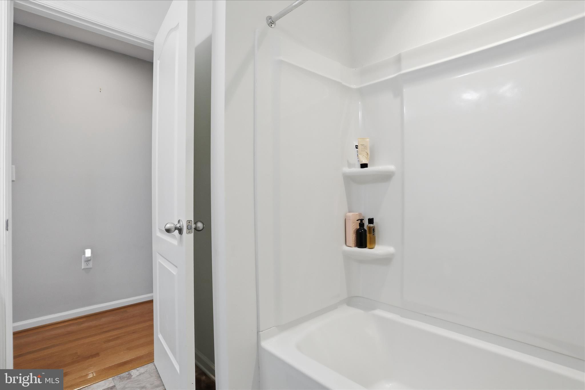 MCCAULEY CROSSING - Residential