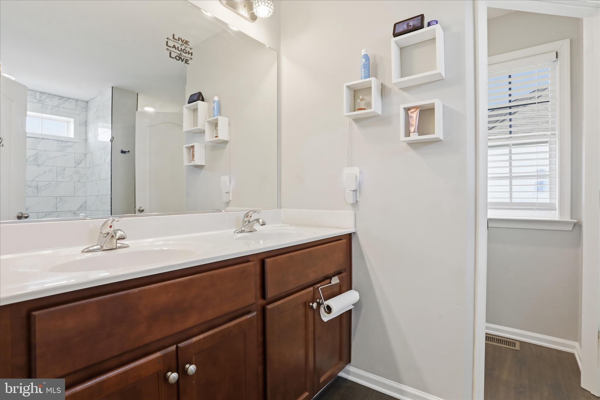 MCCAULEY CROSSING - Residential