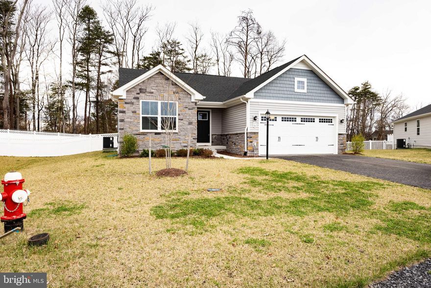 Cute single living ranch with a full unfinished basement on a cul de sac.