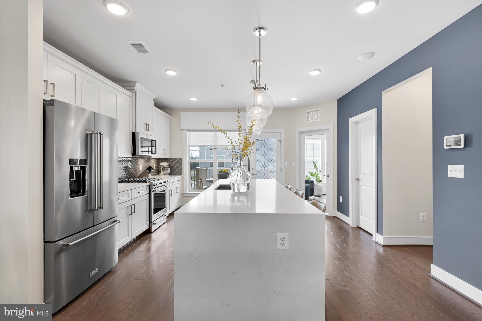 GAITHERSBURG - Residential