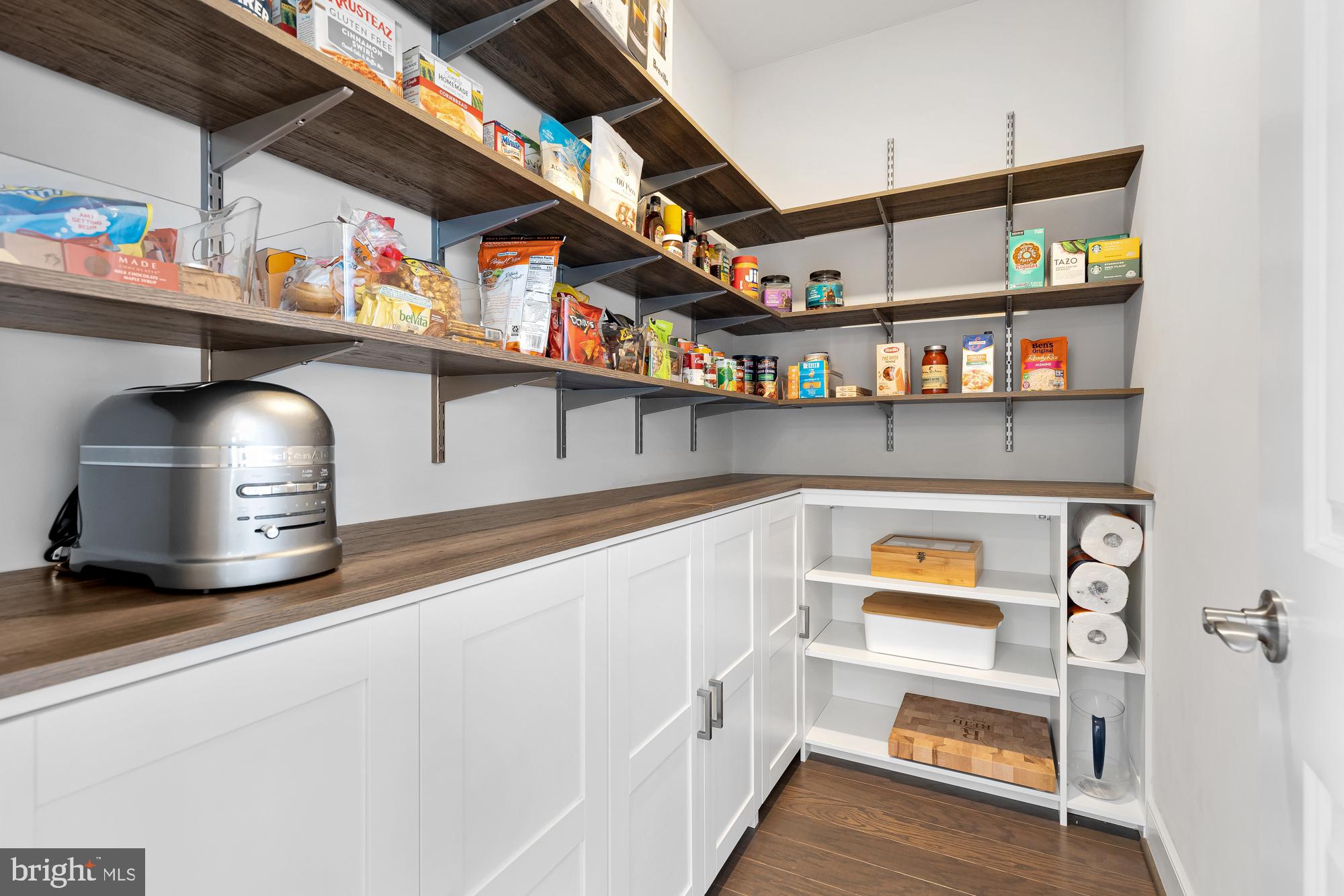 GAITHERSBURG - Residential