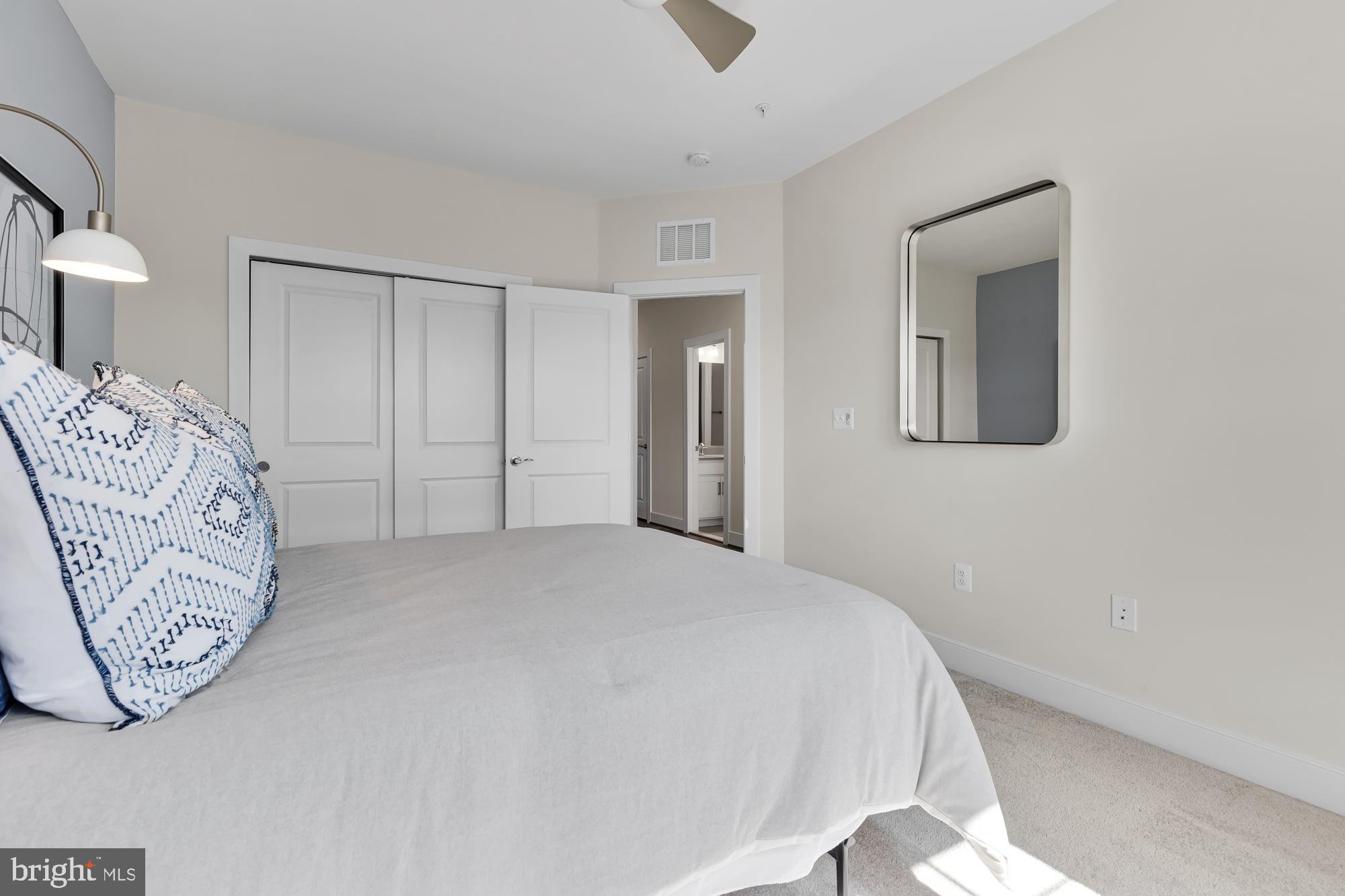 GAITHERSBURG - Residential