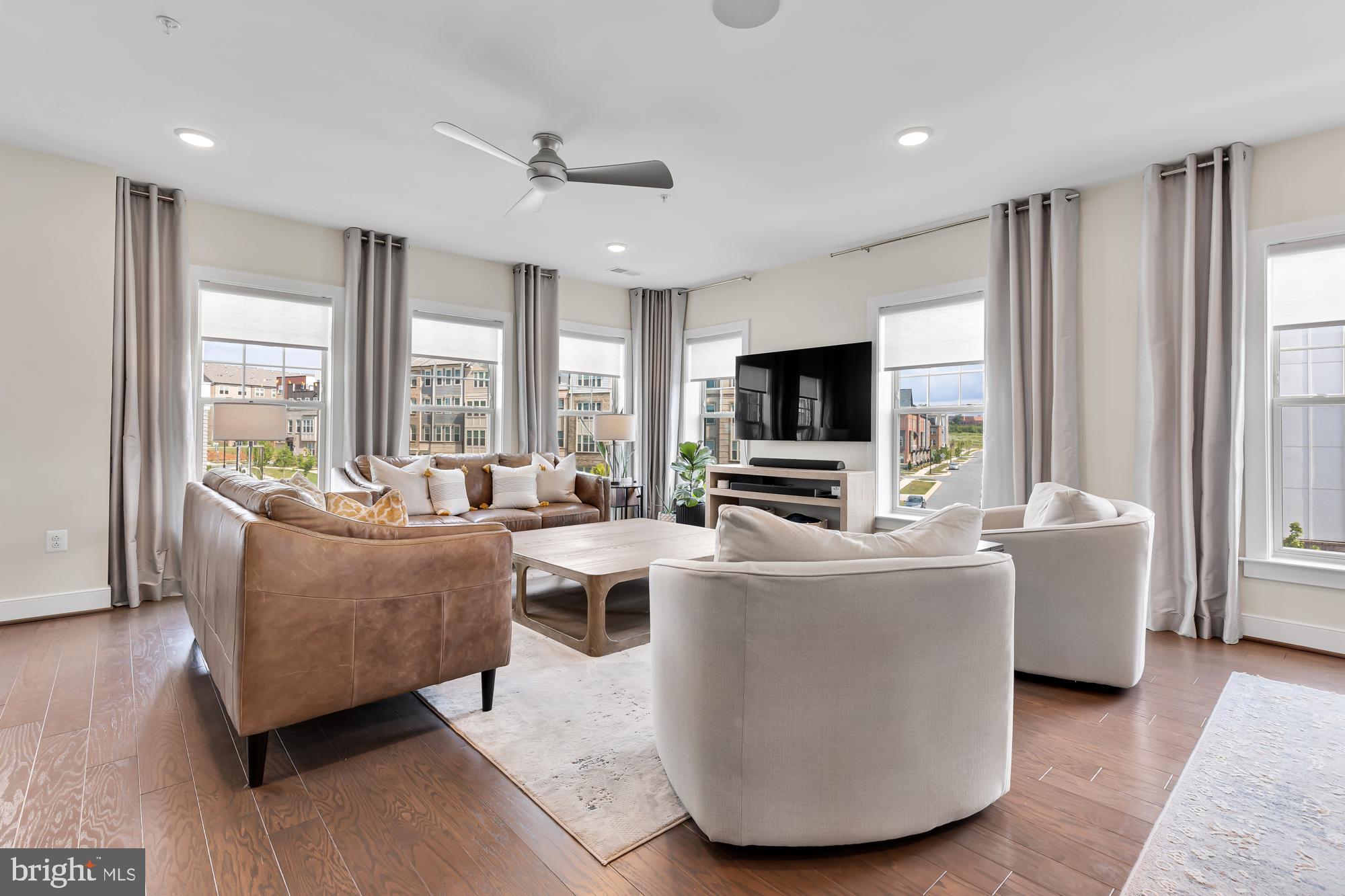 GAITHERSBURG - Residential