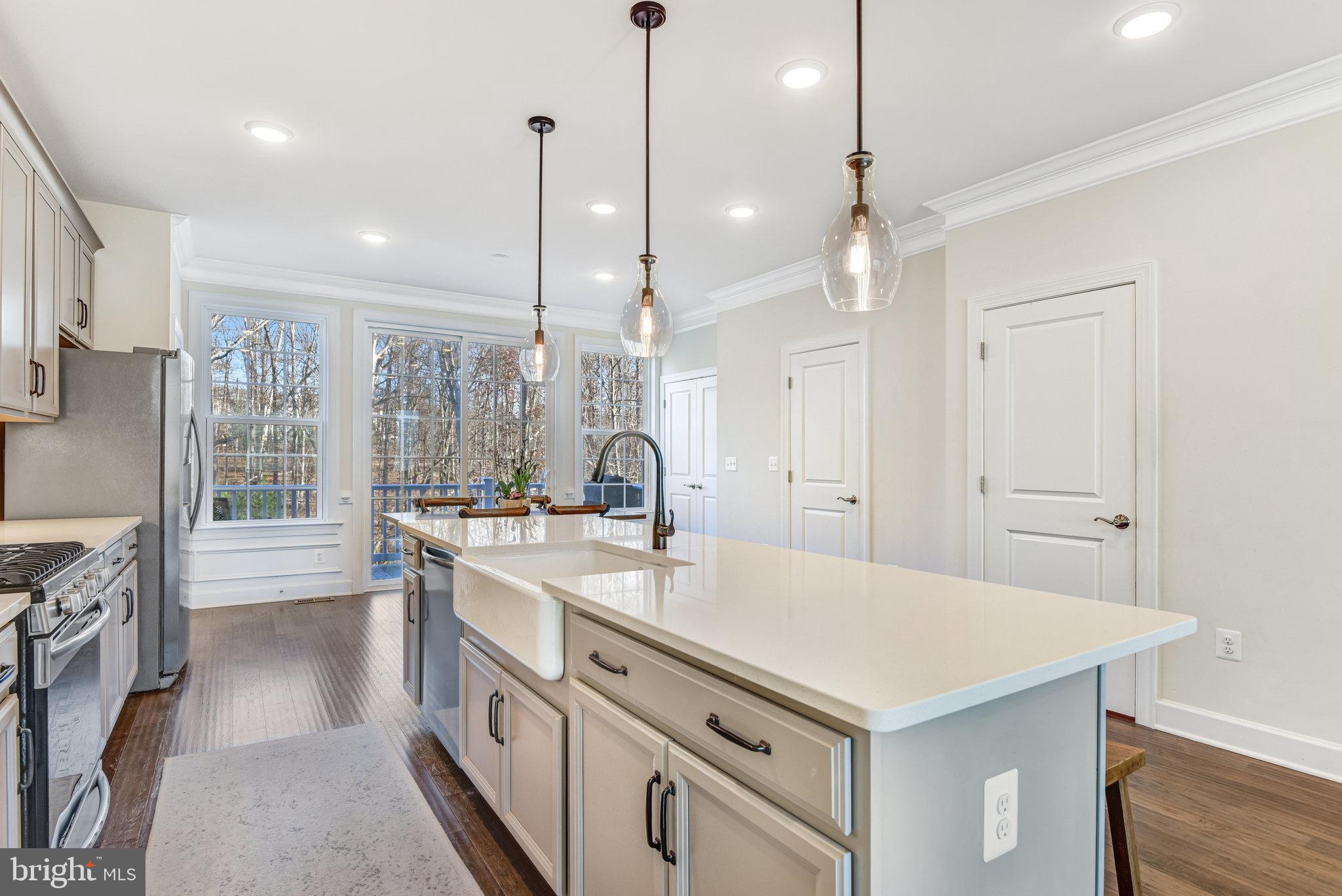 6117 CAMERONS FERRY DRIVE