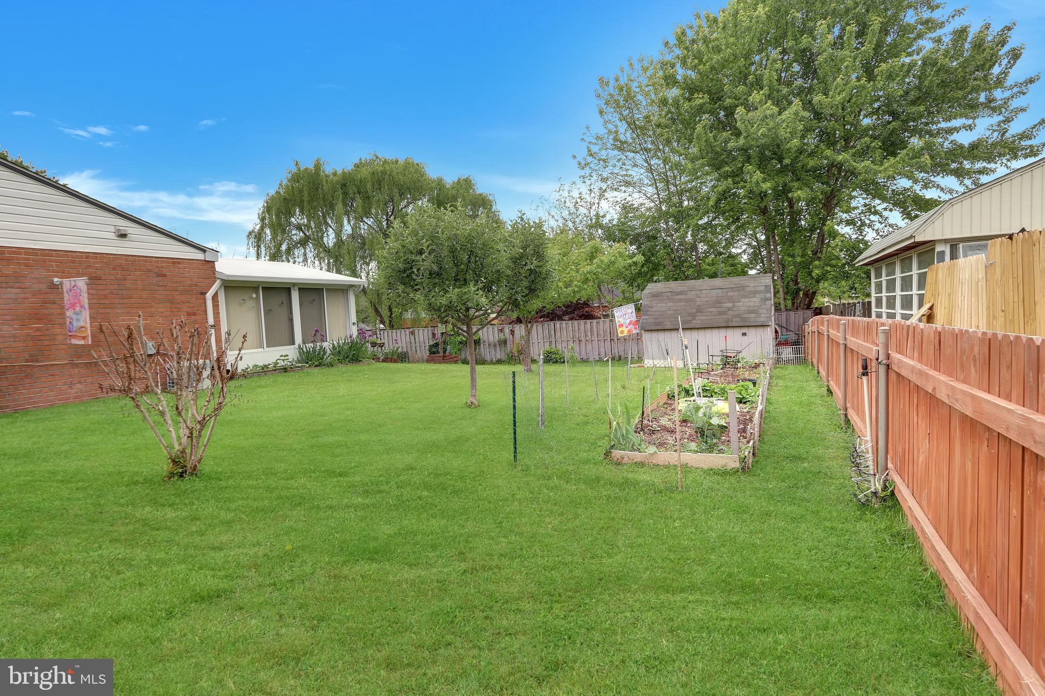 WOODLAND TRAIL - Residential