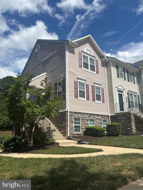 Condo For Sale - 2704 Oak Leaf Court #E<br/> Anne Arundel County, ODENTON, MD 21113