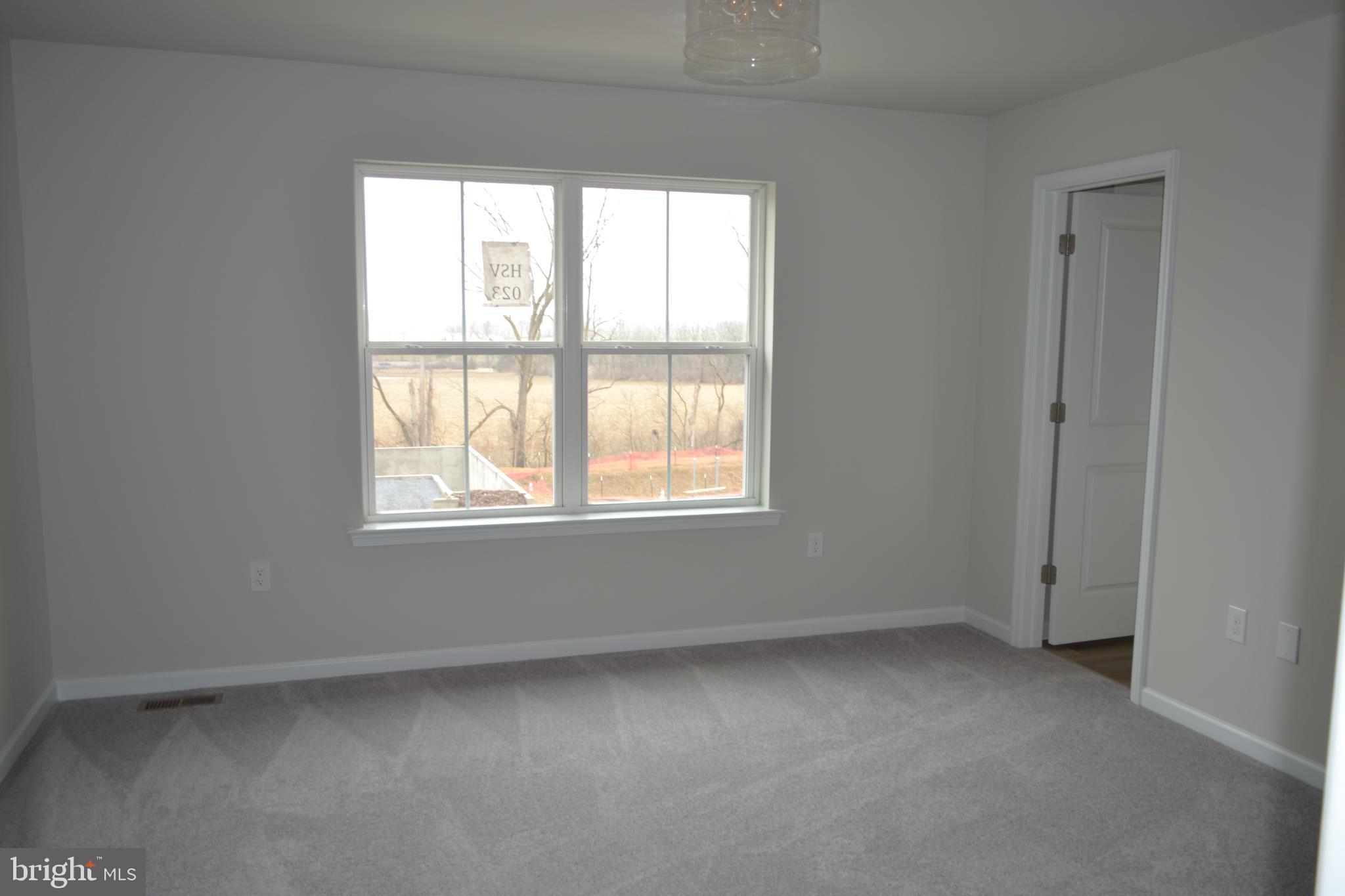 HAWKSTONE VILLAGE - Residential