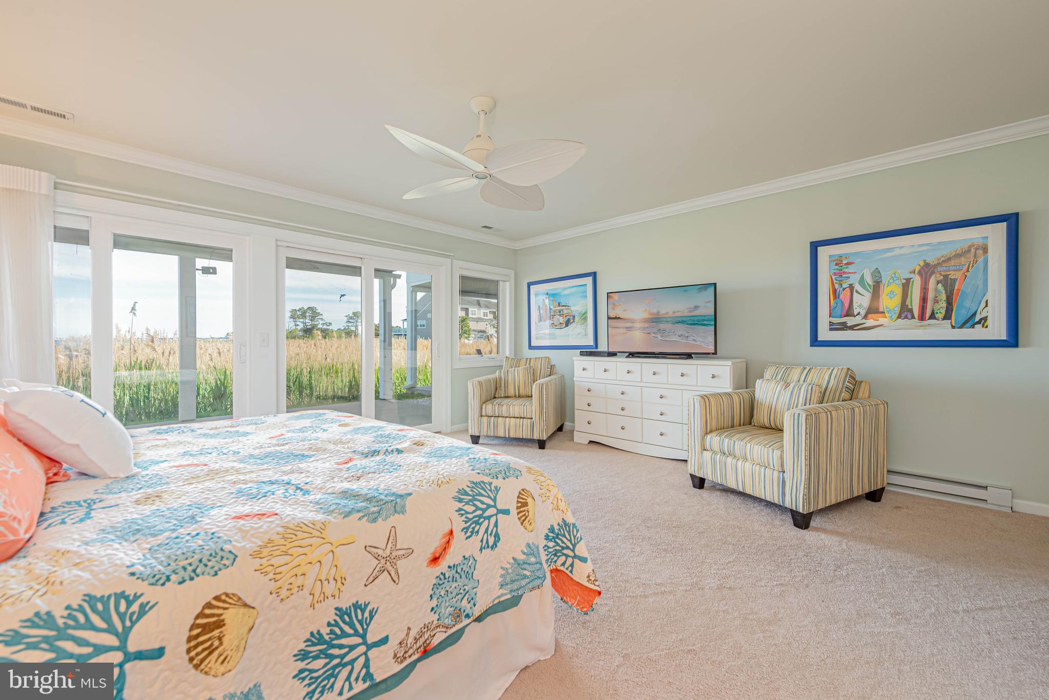 BAYVILLE SHORES - Residential