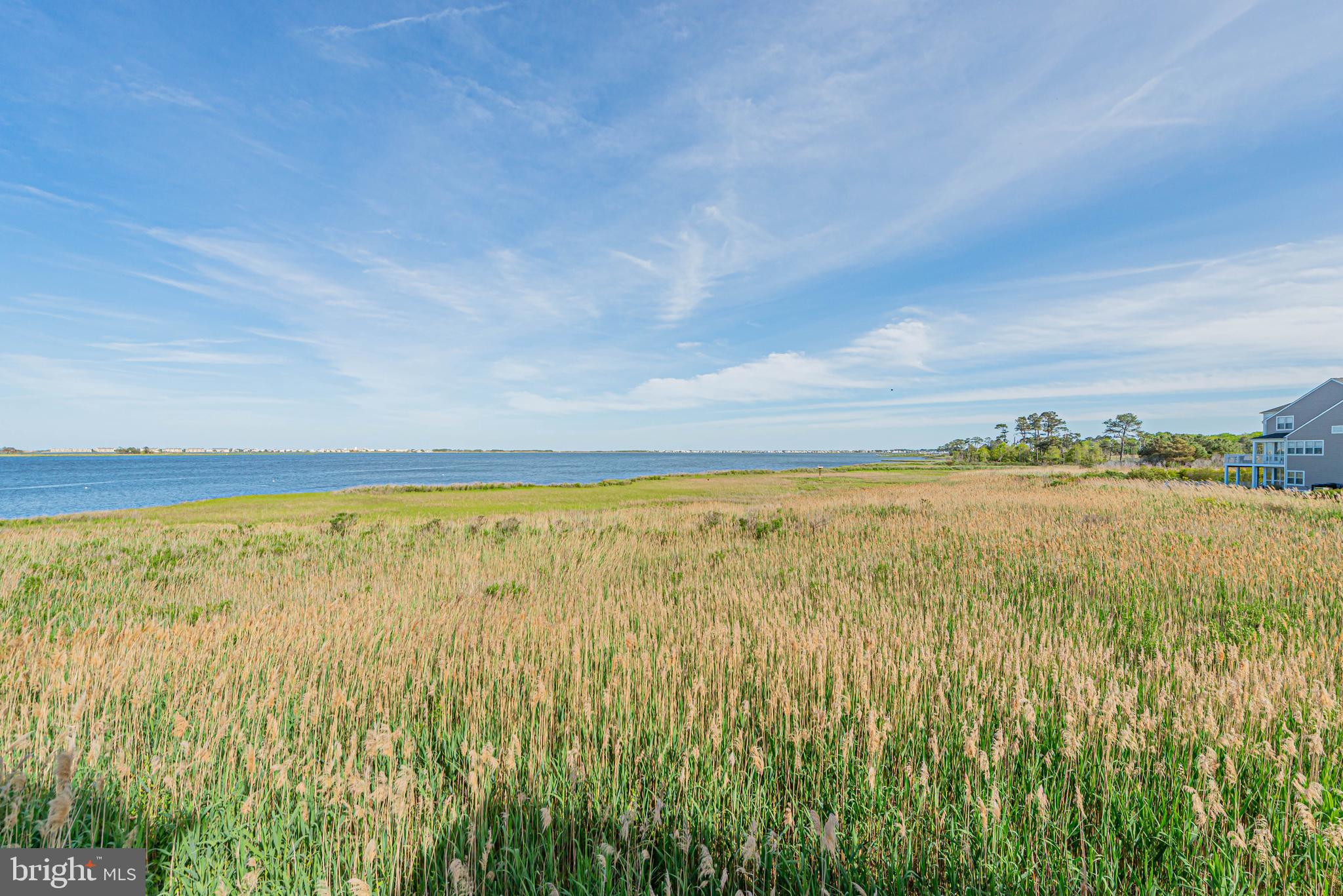 BAYVILLE SHORES - Residential