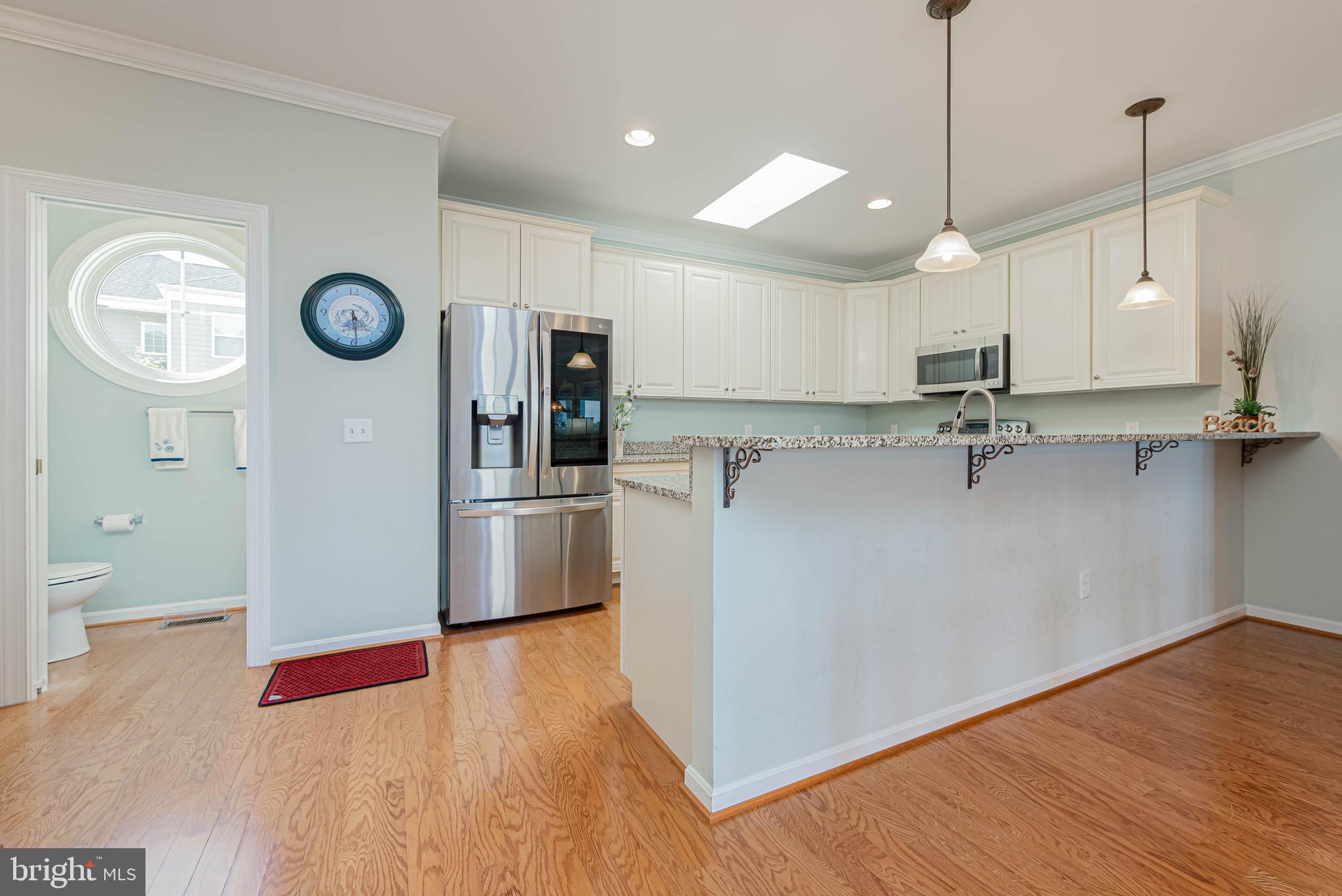 BAYVILLE SHORES - Residential