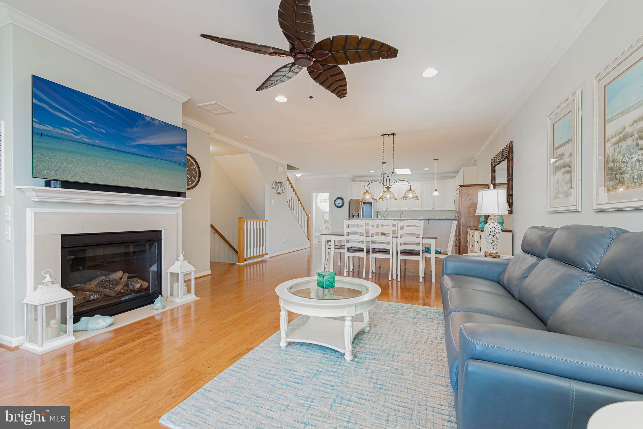 BAYVILLE SHORES - Residential