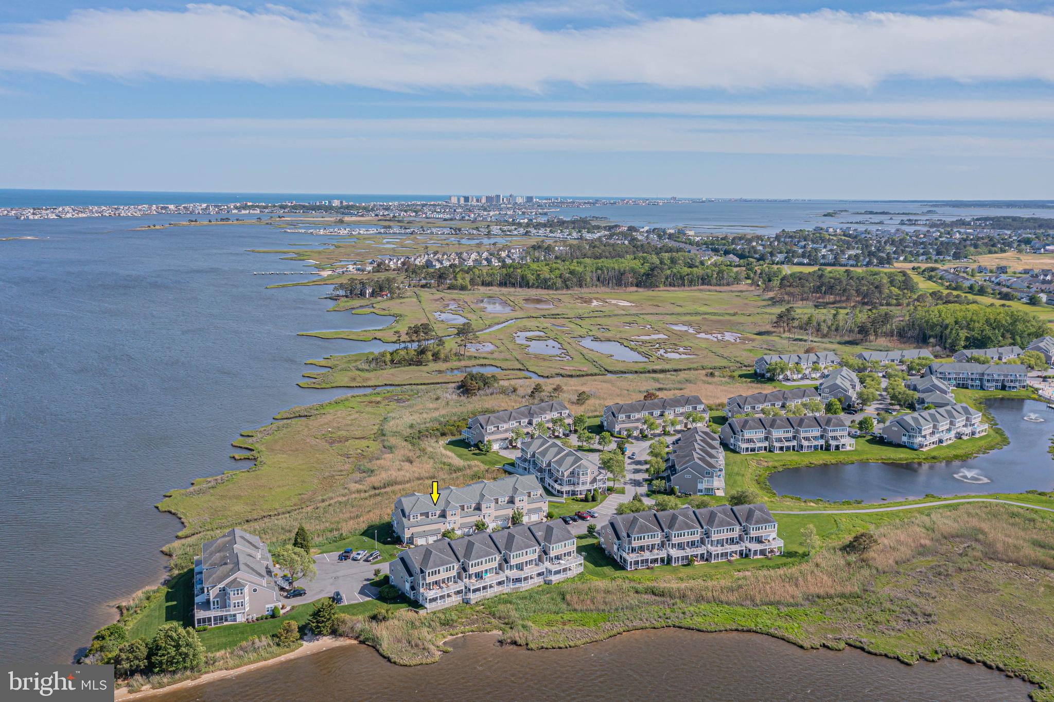 BAYVILLE SHORES - Residential