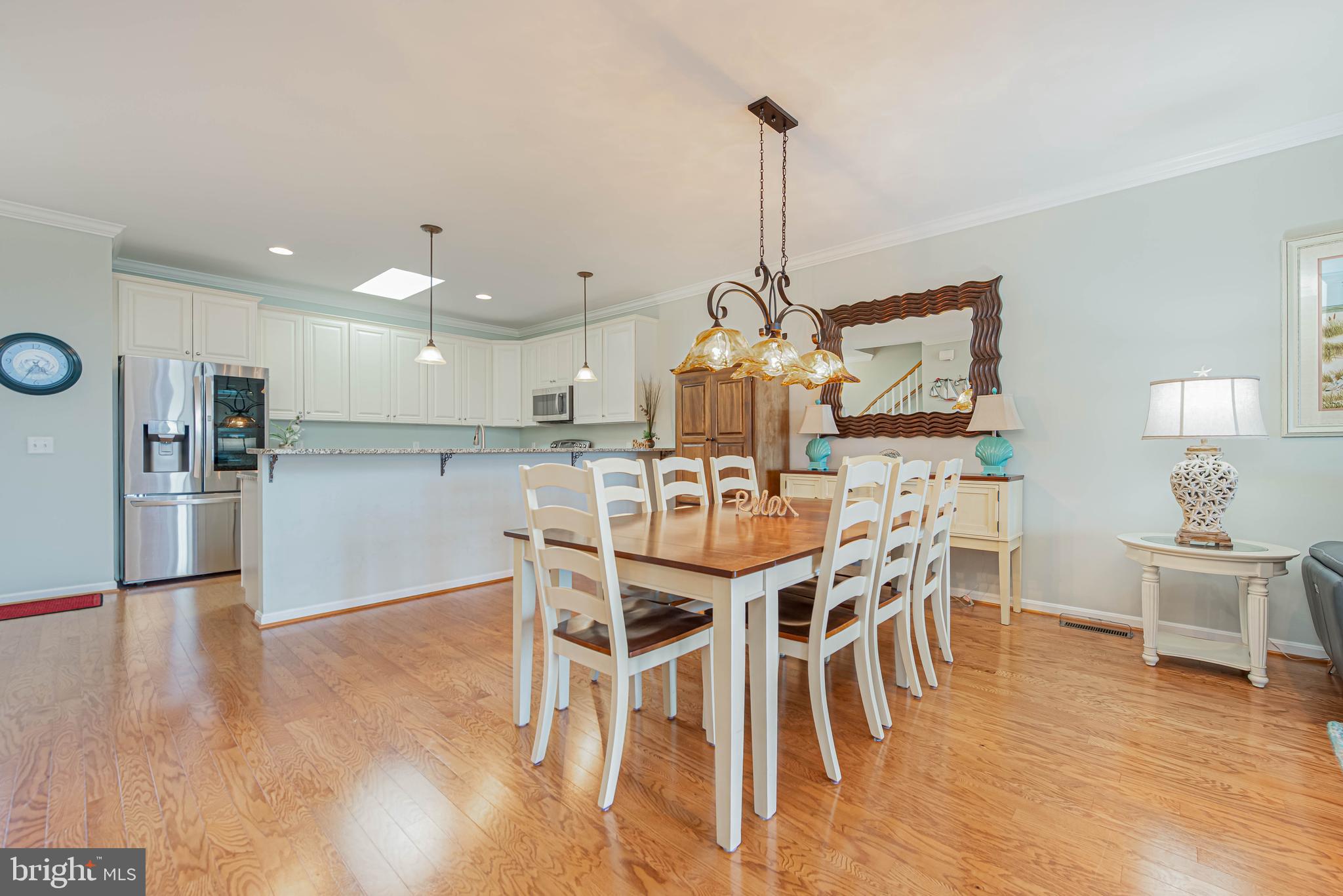 BAYVILLE SHORES - Residential