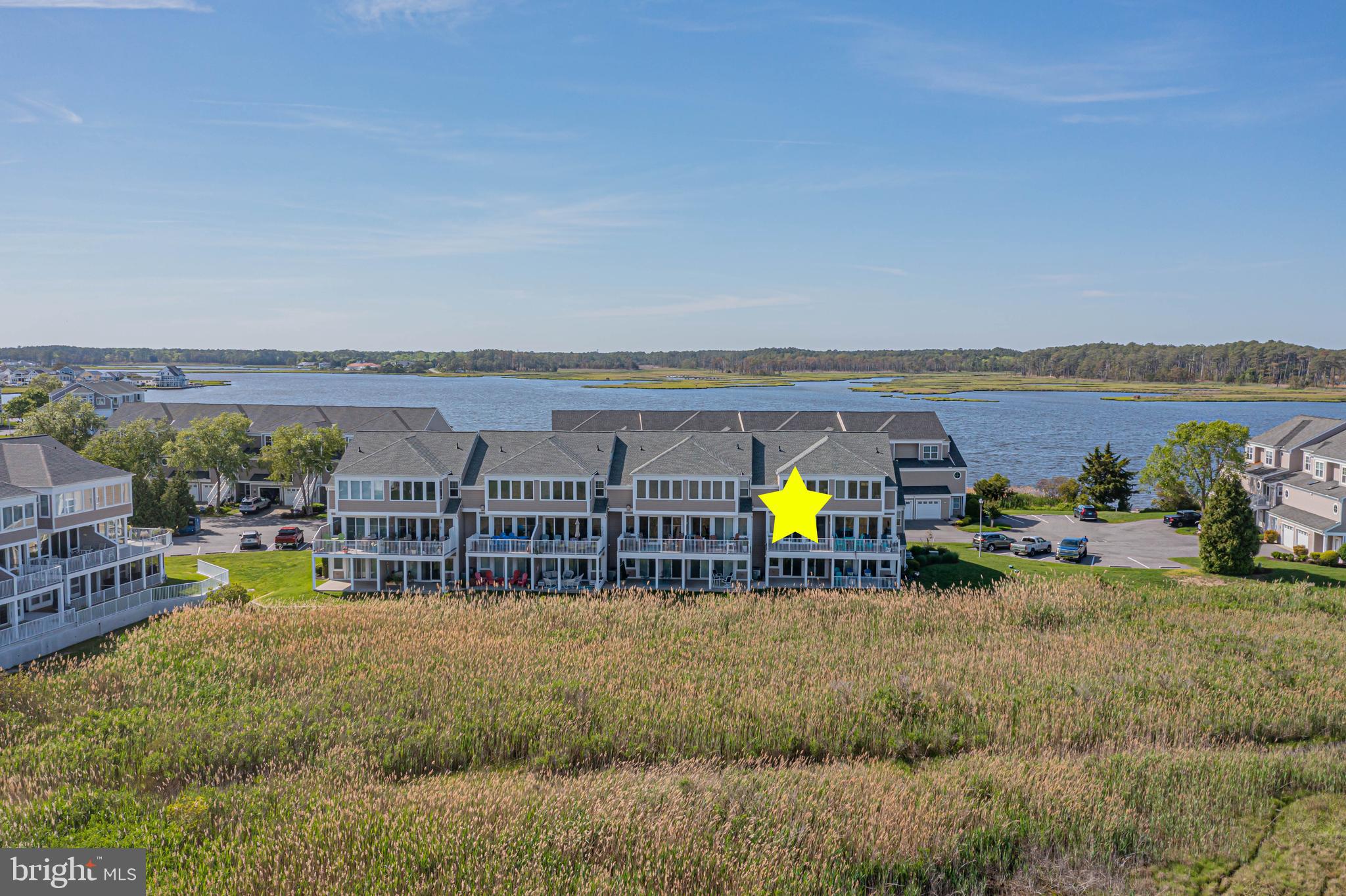 BAYVILLE SHORES - Residential