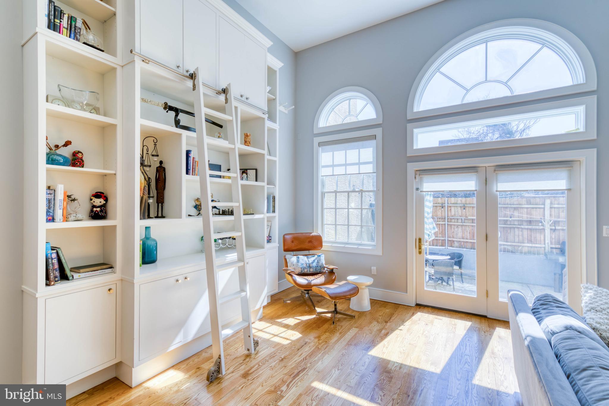 BELLA VISTA - Residential