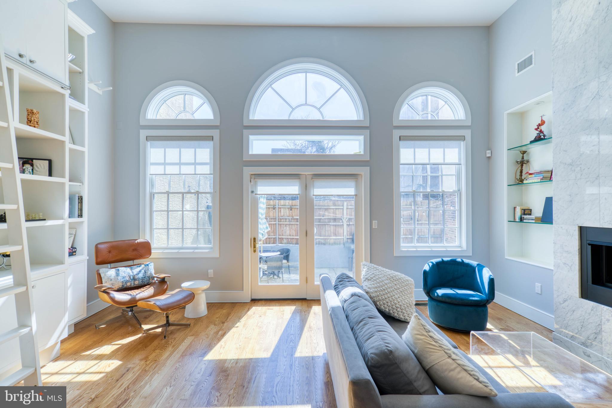 BELLA VISTA - Residential