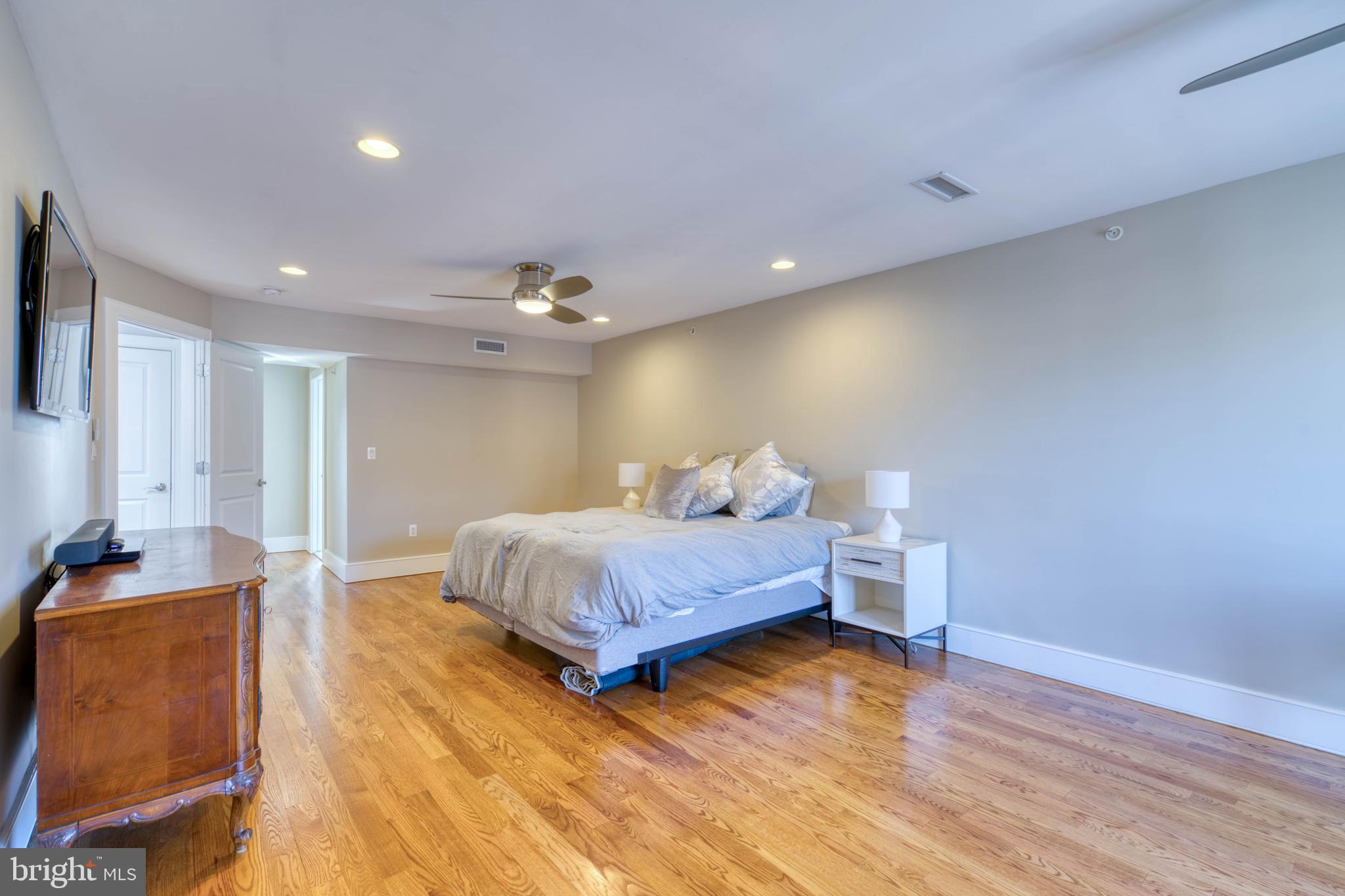 BELLA VISTA - Residential