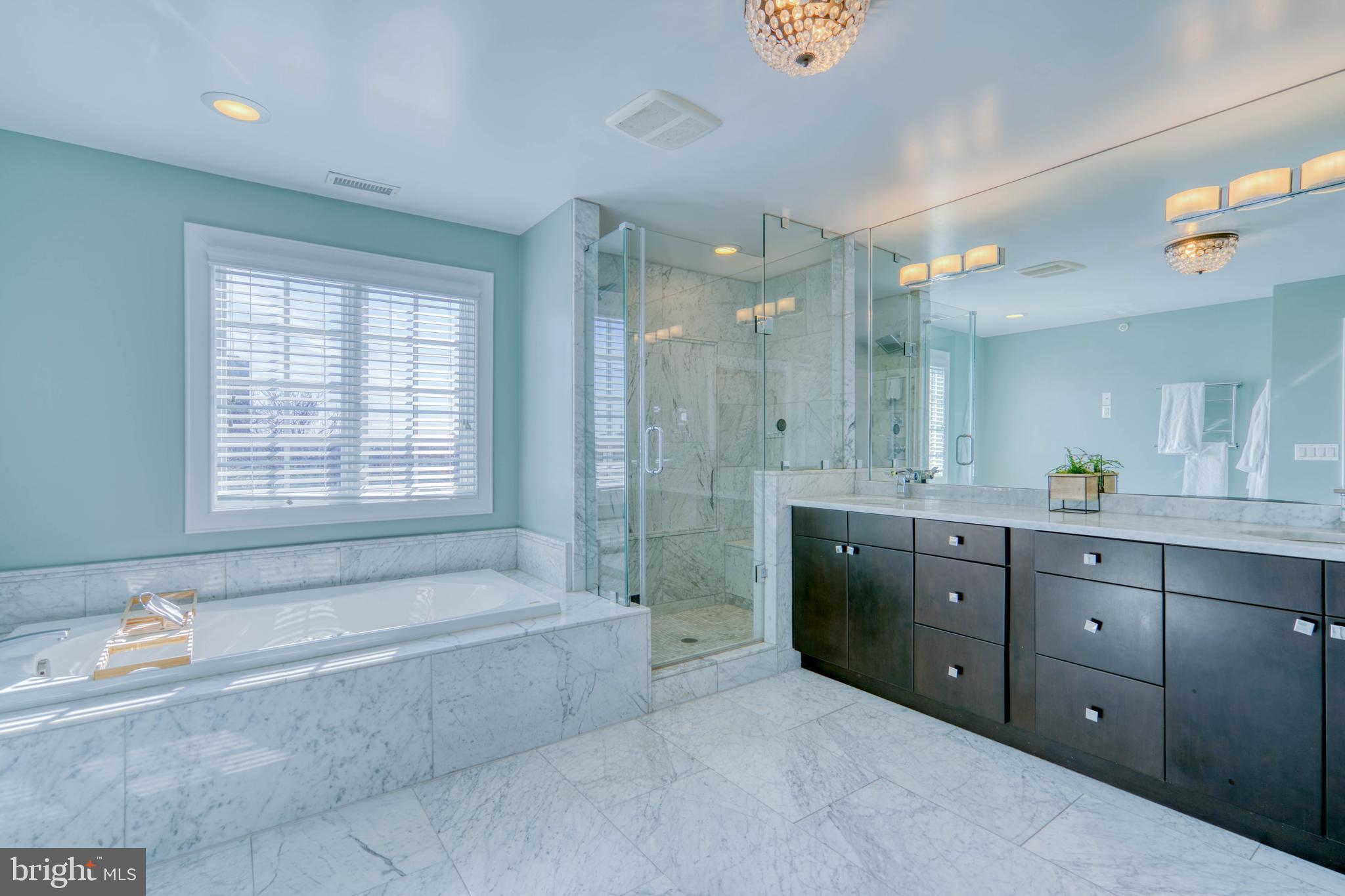 BELLA VISTA - Residential