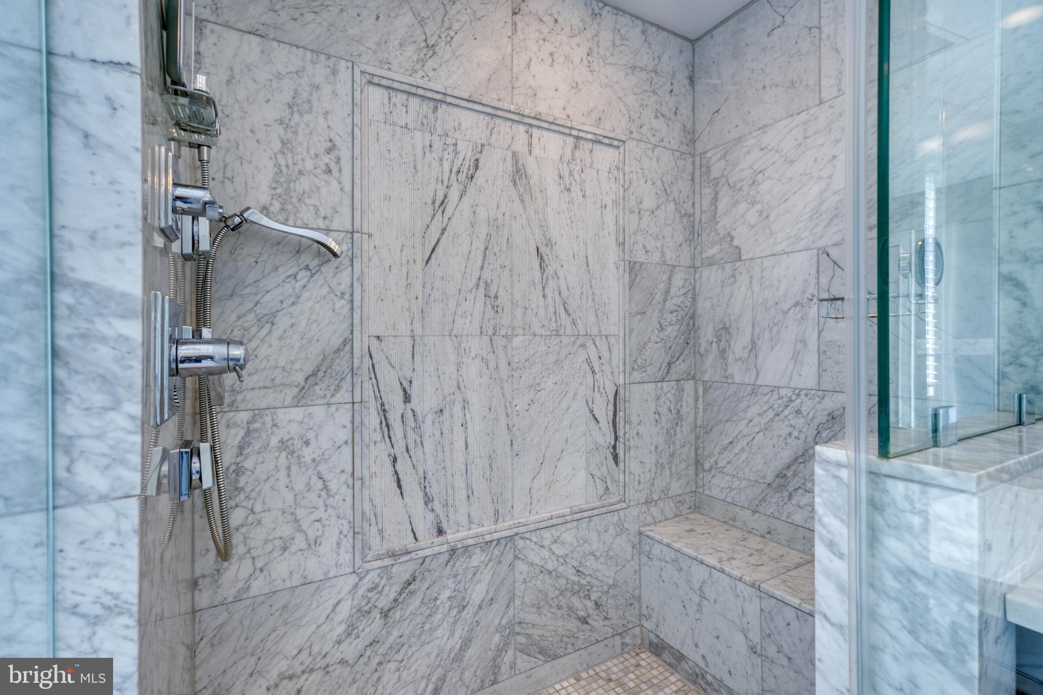 BELLA VISTA - Residential