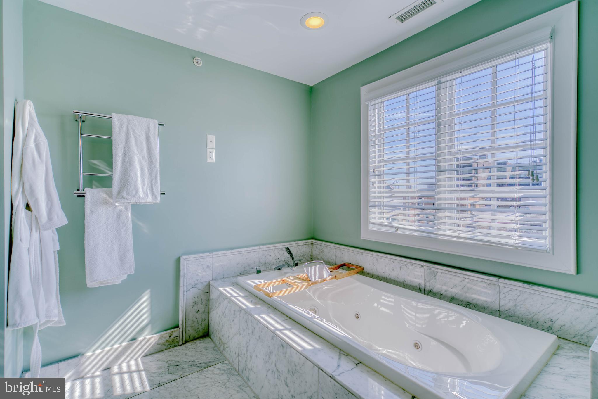 BELLA VISTA - Residential