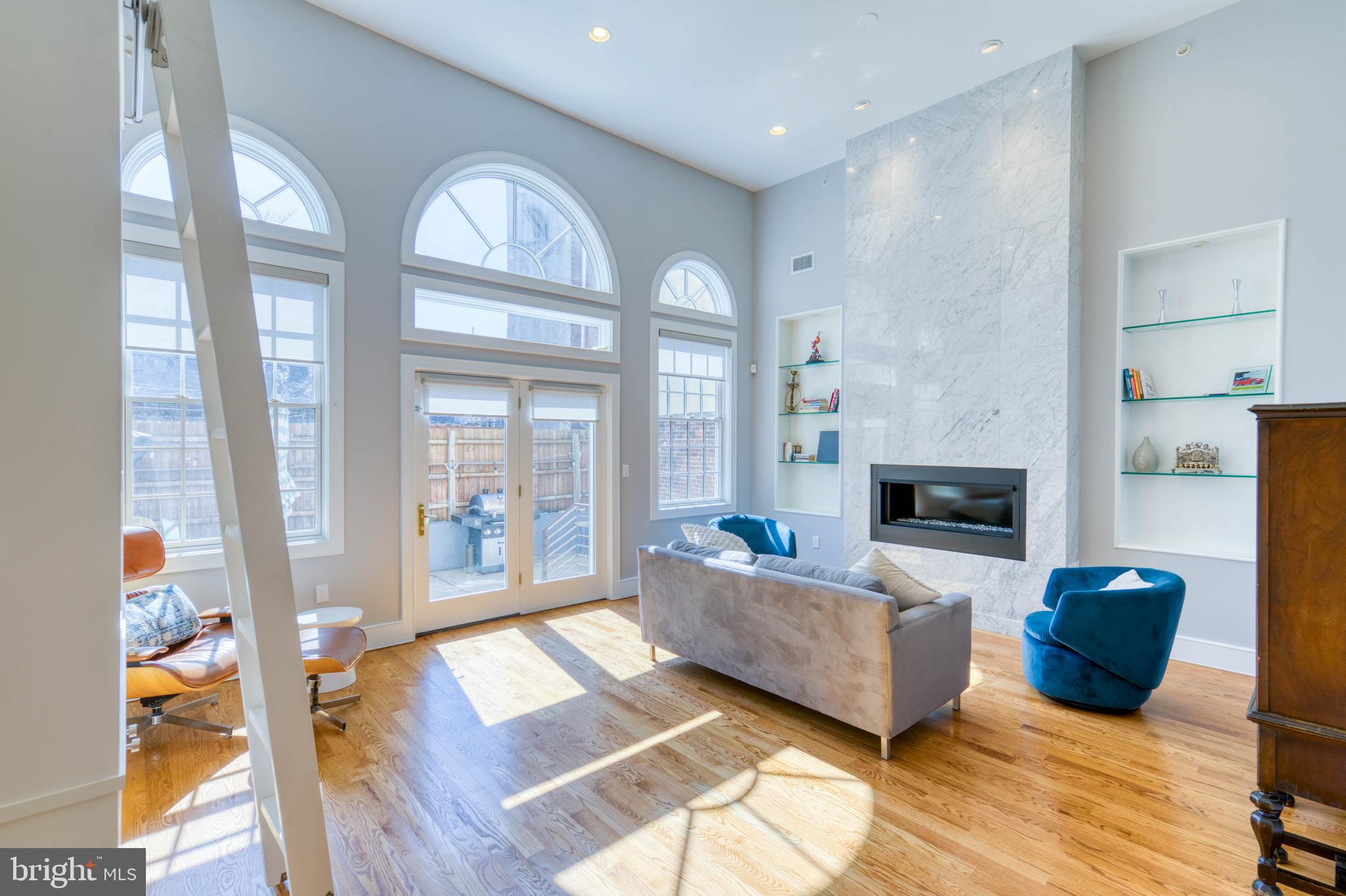 BELLA VISTA - Residential