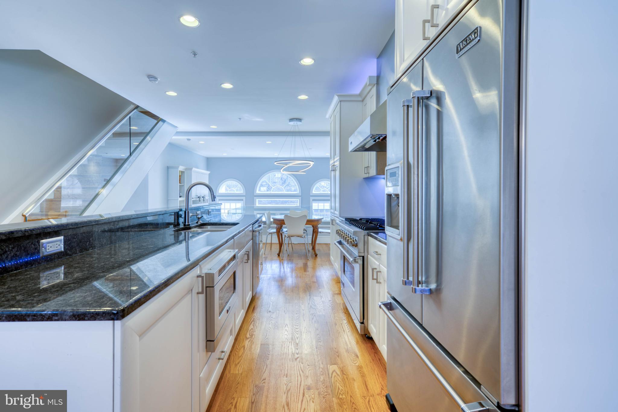 BELLA VISTA - Residential