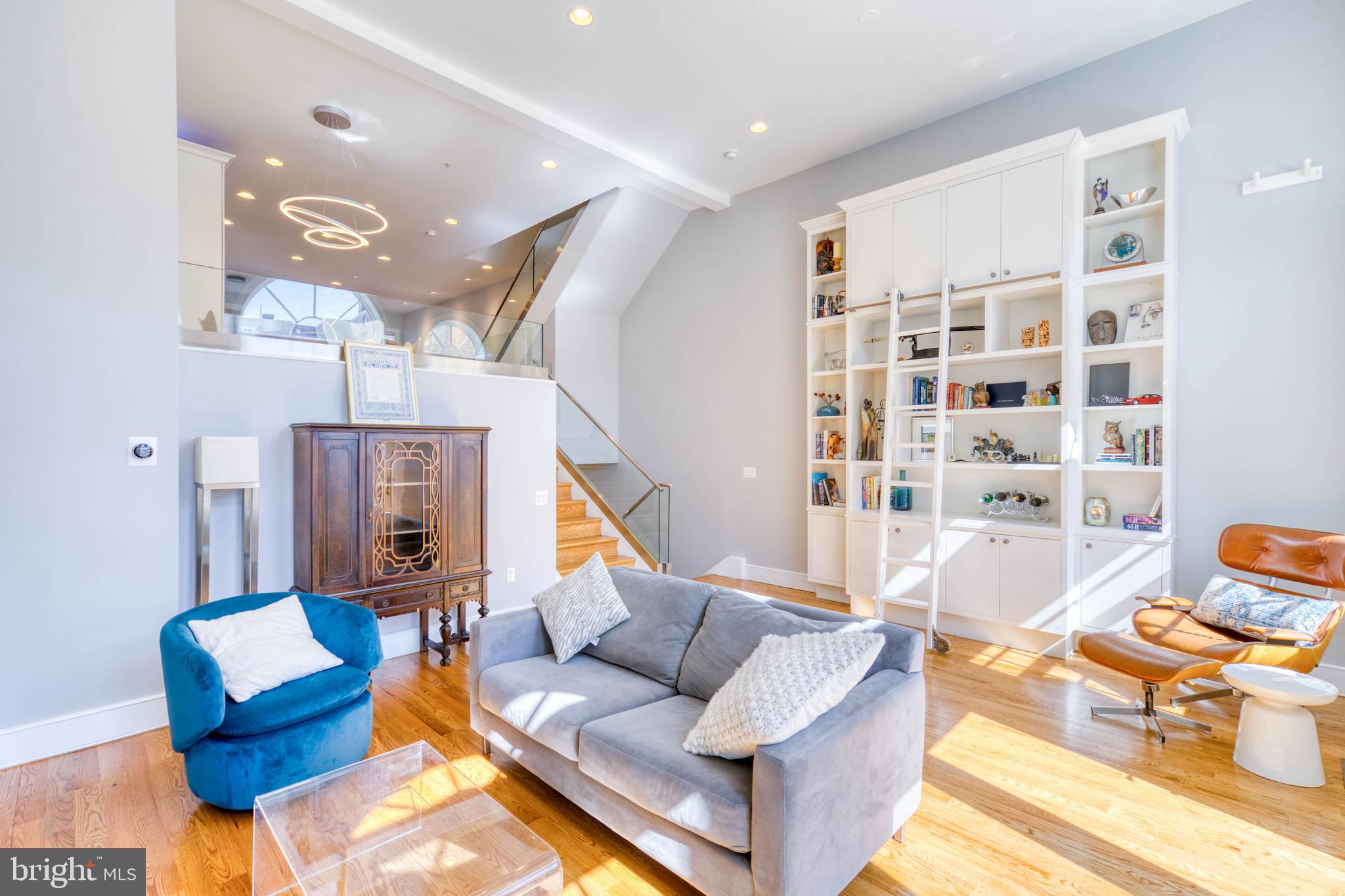 BELLA VISTA - Residential