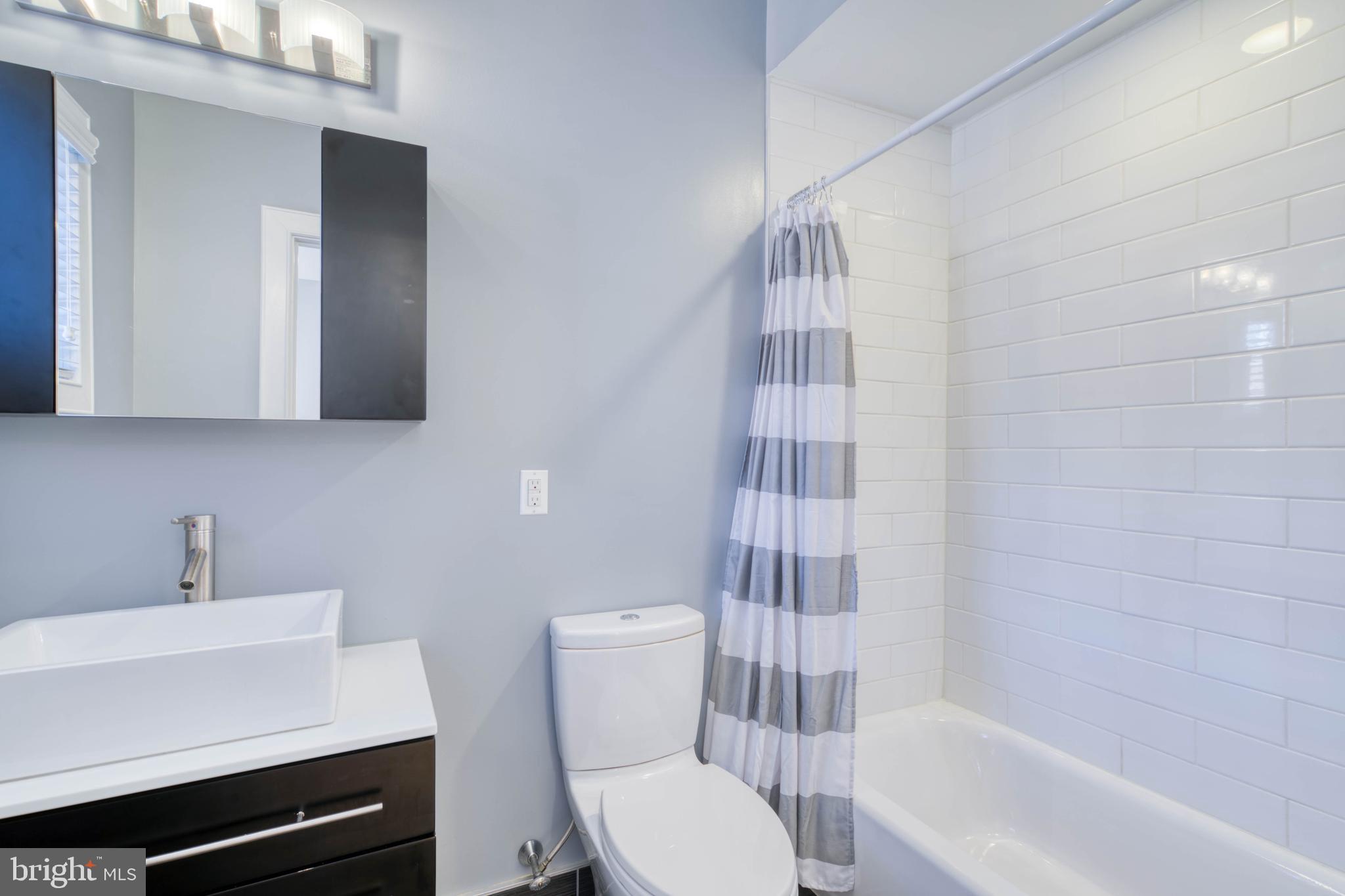 BELLA VISTA - Residential