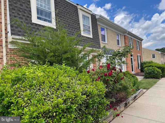 Charming Brick-Front Townhome in Howard County (Howard County School System). Don't miss this beautifully renovated brick-front townhome offering comfort and convenience. This home features 2 spacious bedrooms, 1 full bath, and a convenient half bath on the main level with washer/dryer in unit. Enjoy fresh paint and brand-new, high-quality laminate flooring on both the main level and upstairs bedroom area. The main bathroom has been fully renovated, and a new roof was installed in 2021, offering peace of mind for years to come & large attic space for storage. Condo fee includes water and sewer. This home is ideally situated near shopping, dining and major commuter routes-just minutes to I-95, MD-295, Maple Lawn, Fort Meade, Baltimore, and Washington, D.C. with Two Assigned Parking Spaces (Parking #144 for showing).
Schedule your showing- this one won't last!
