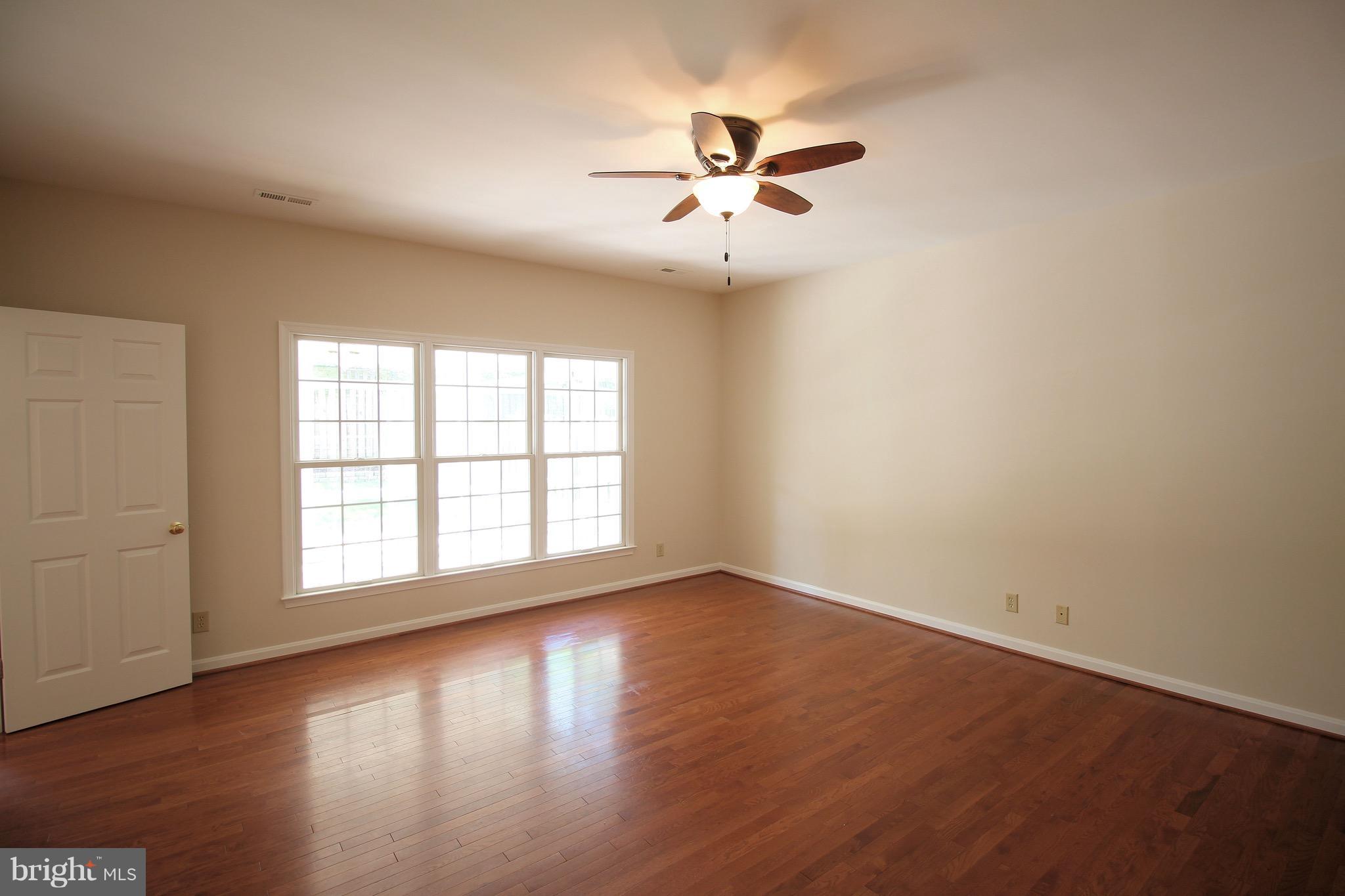 TURNBERRY WEST - Residential