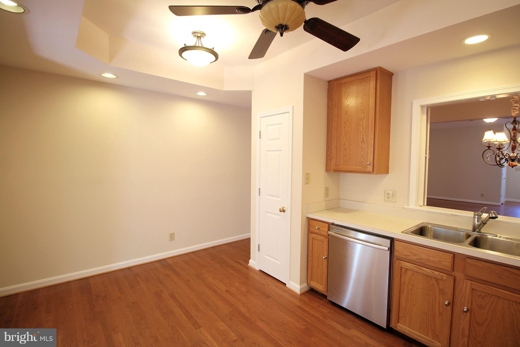 TURNBERRY WEST - Residential