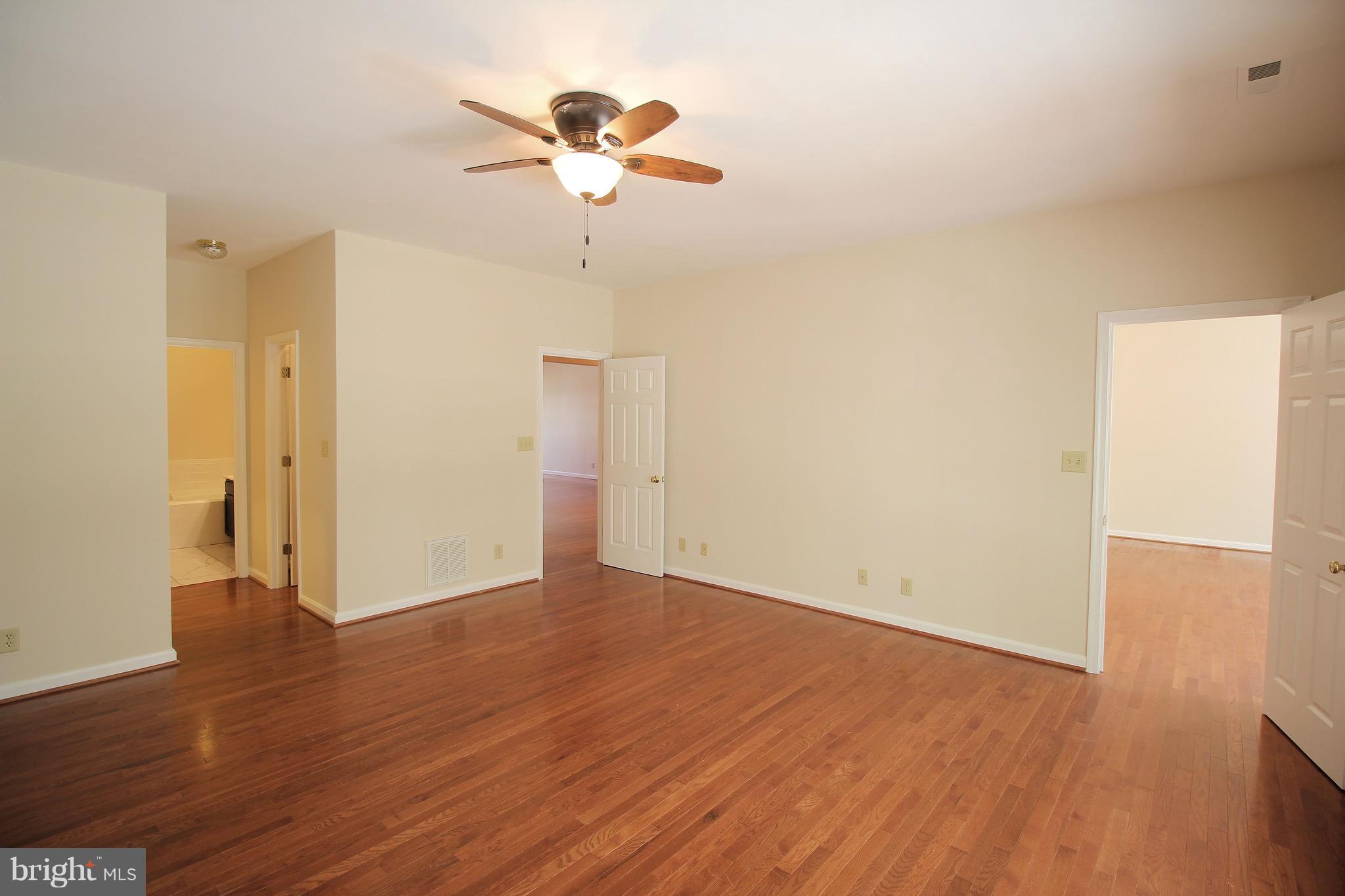 TURNBERRY WEST - Residential