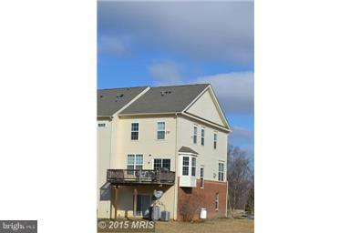 MARTINSBURG STATION - Residential Lease