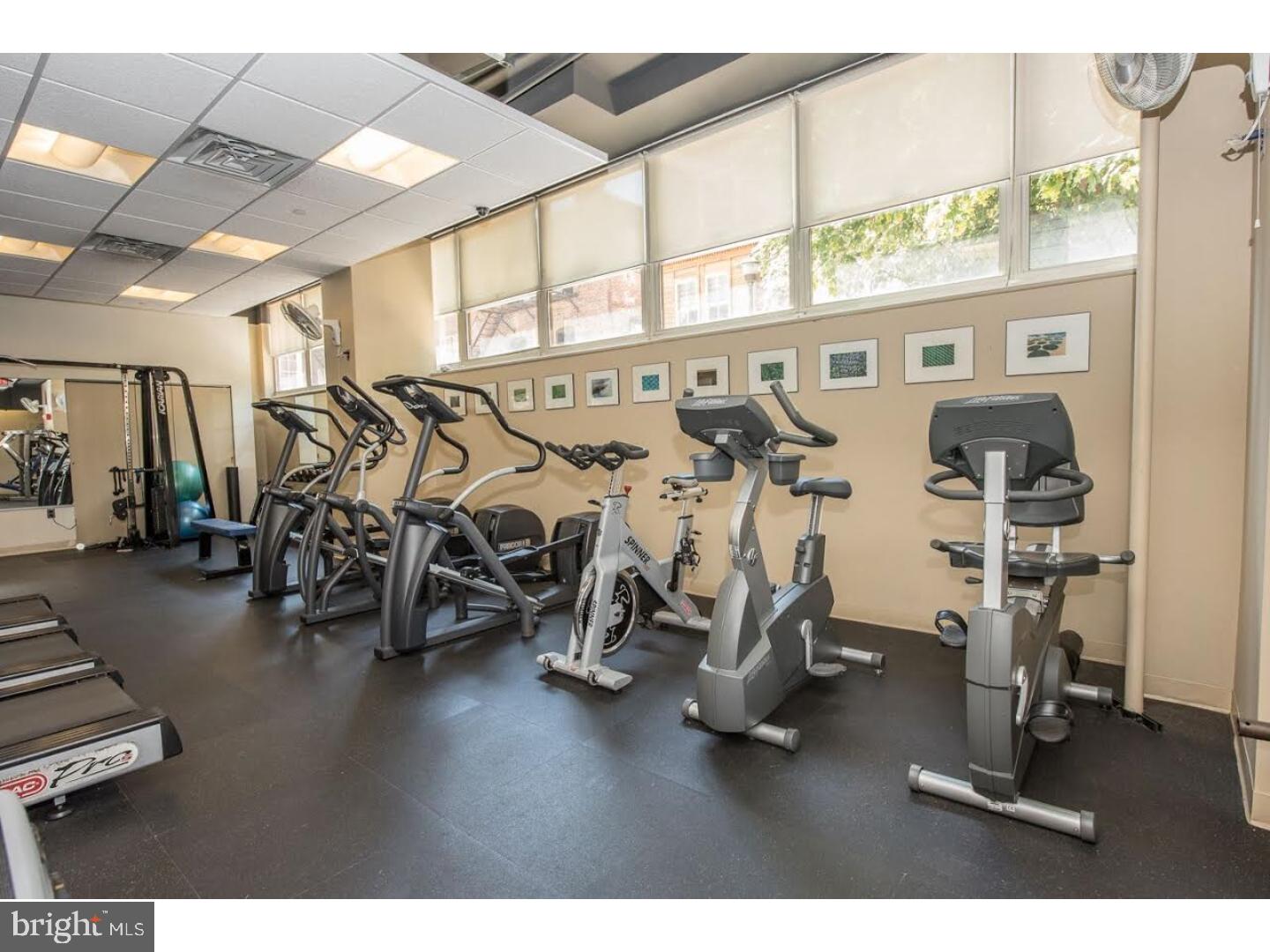 RITTENHOUSE SQUARE - Residential Lease