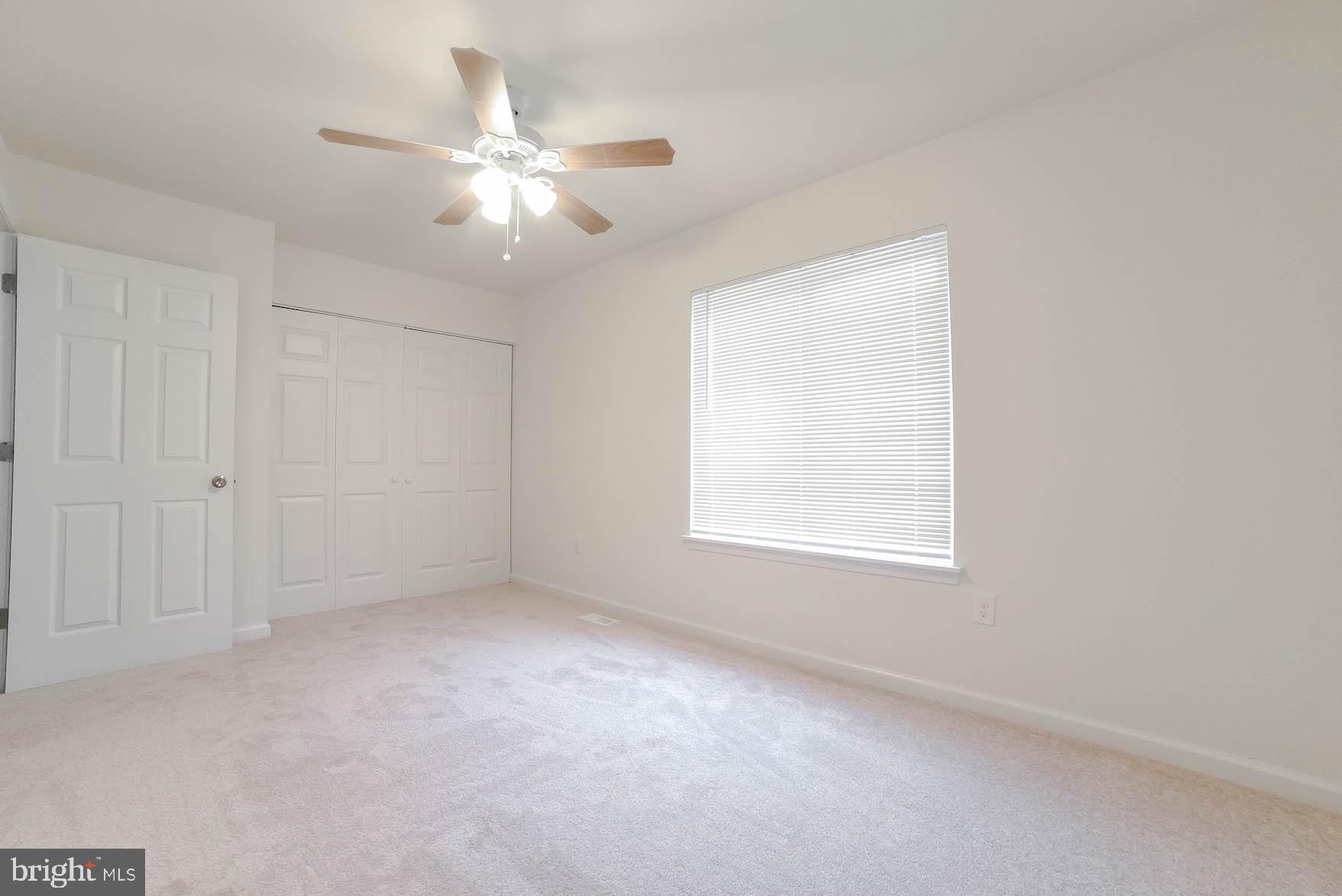 HUNTINGTON NEIGHBORHOOD - Residential