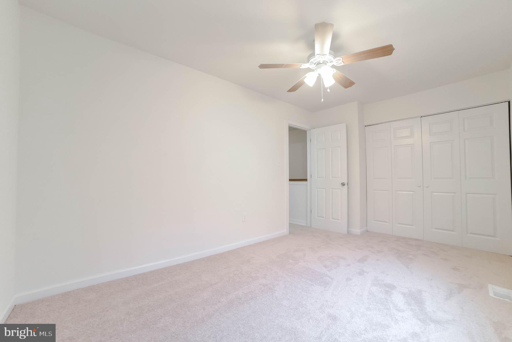 HUNTINGTON NEIGHBORHOOD - Residential