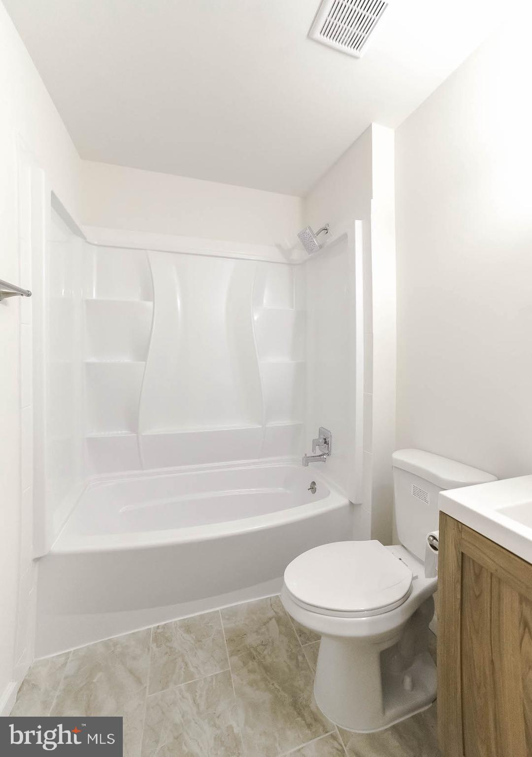 HUNTINGTON NEIGHBORHOOD - Residential