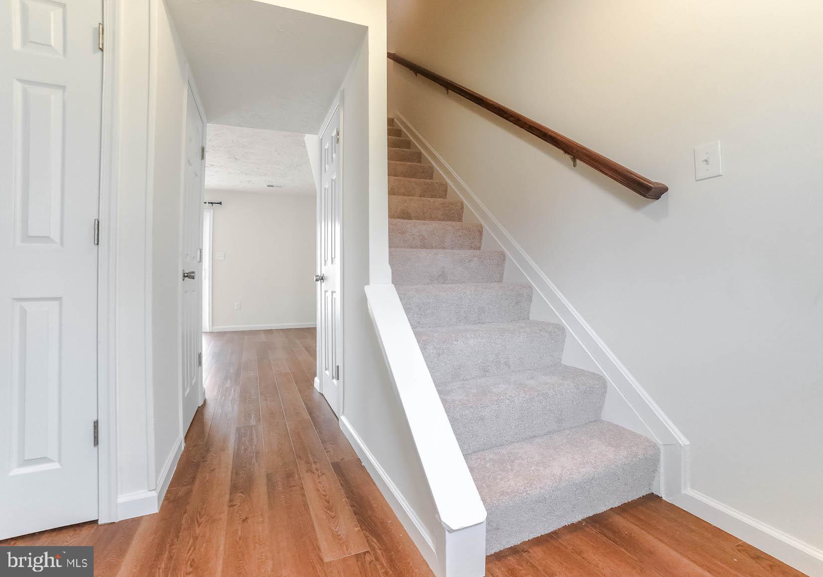 HUNTINGTON NEIGHBORHOOD - Residential